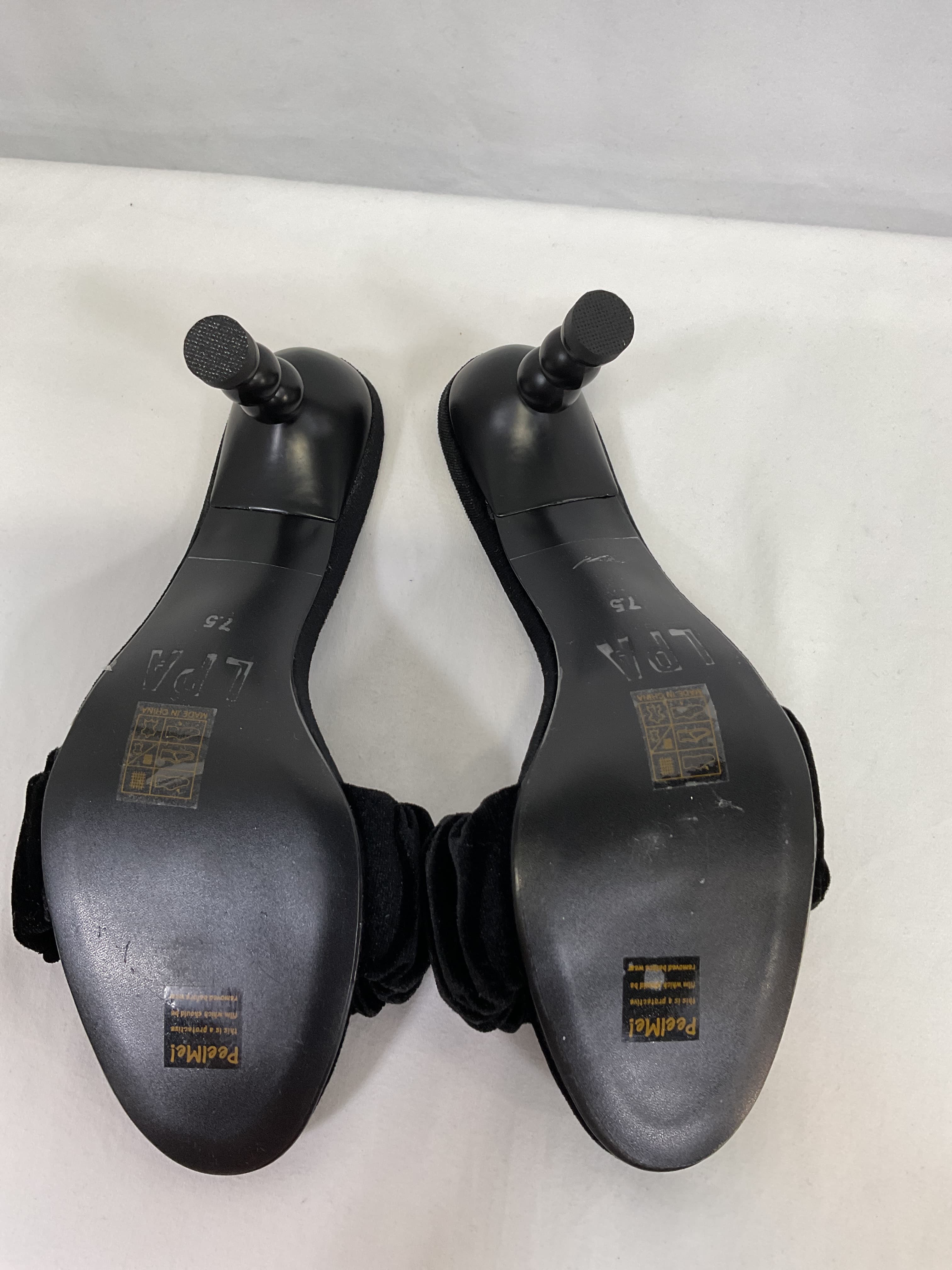 Lia Heel - Image 4