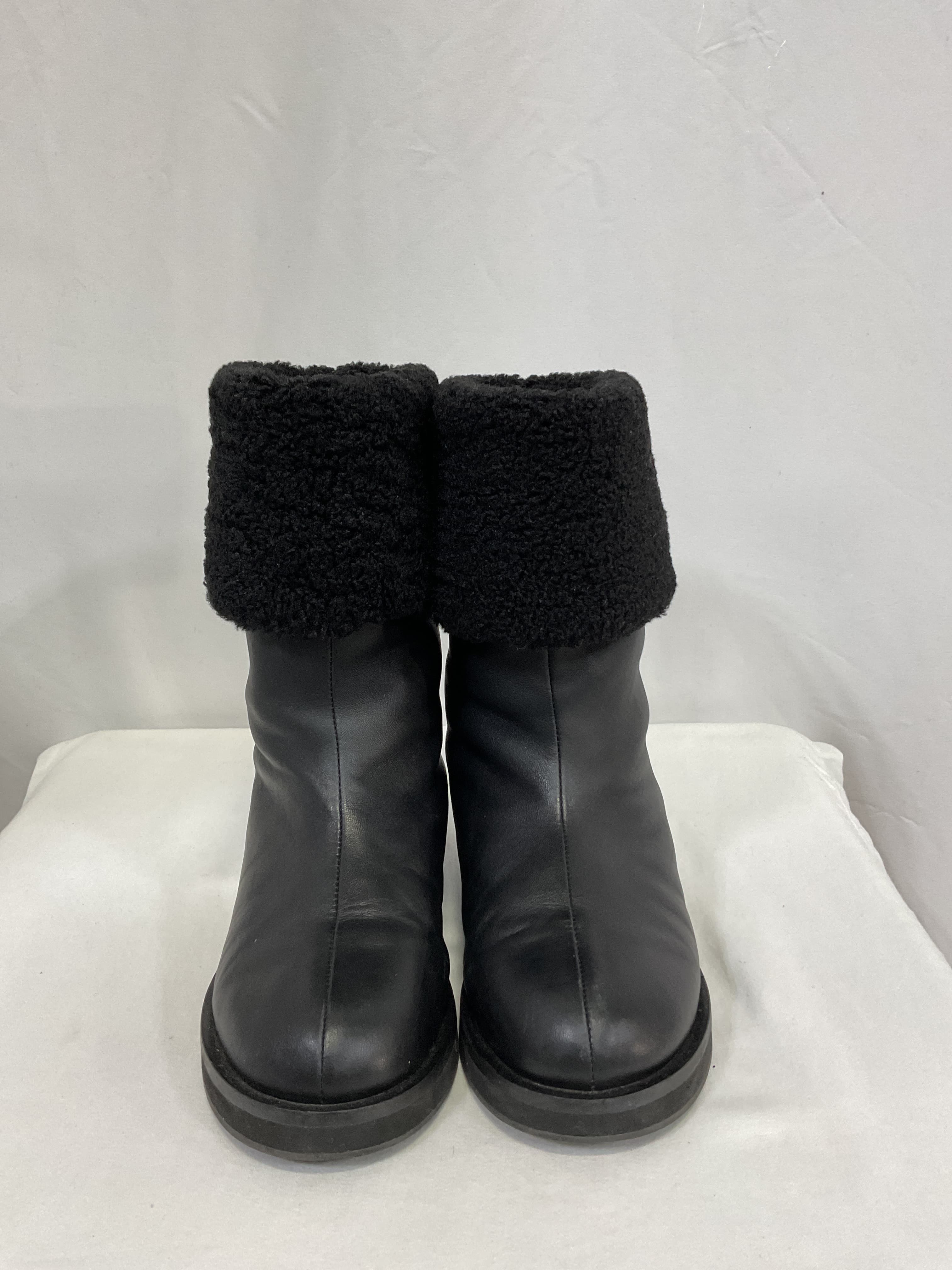 Meribel Boot In Black - Image 4