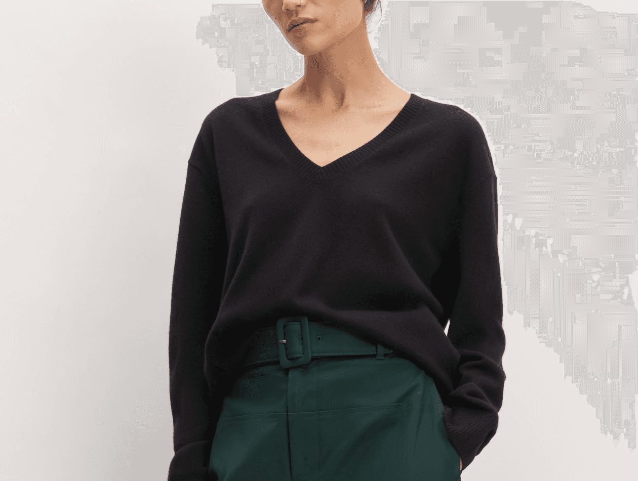 The Cashmere Relaxed V-Neck - Image 1