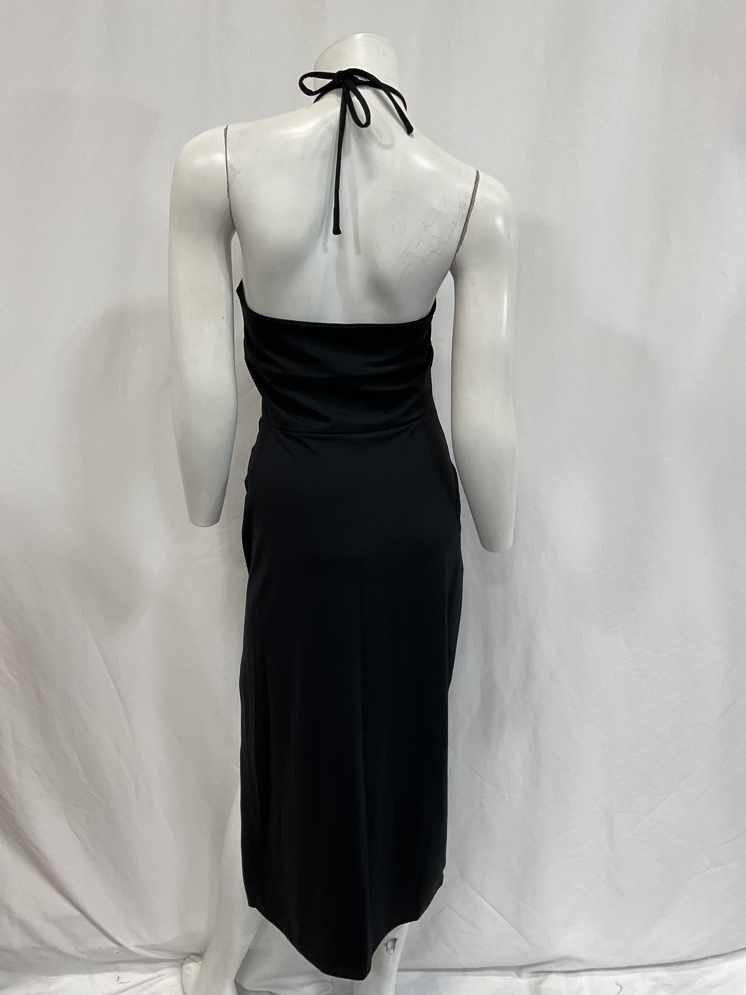 Halter Neck Cutout Knit Cocktail Dress - Image 3