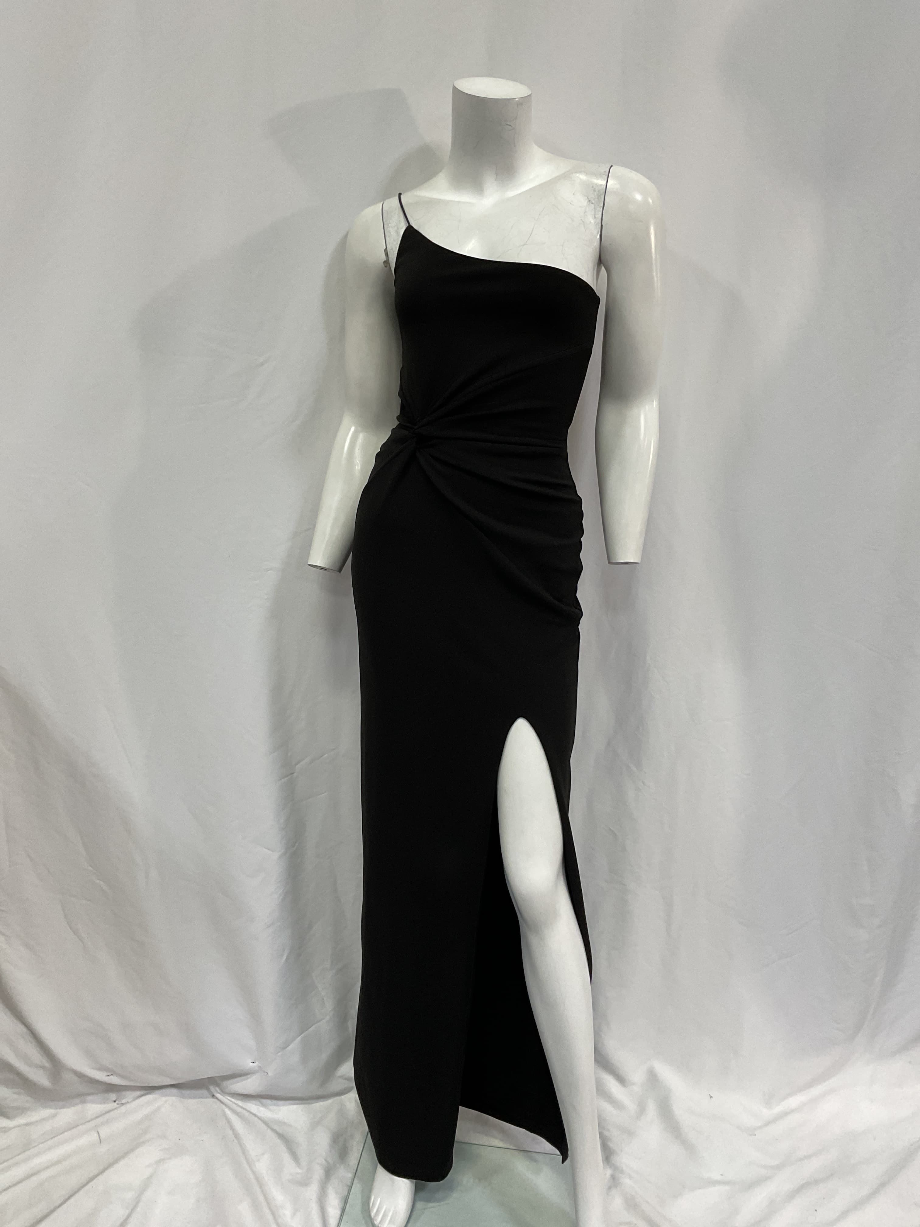 Lust One Shoulder Gown In Black - Image 3