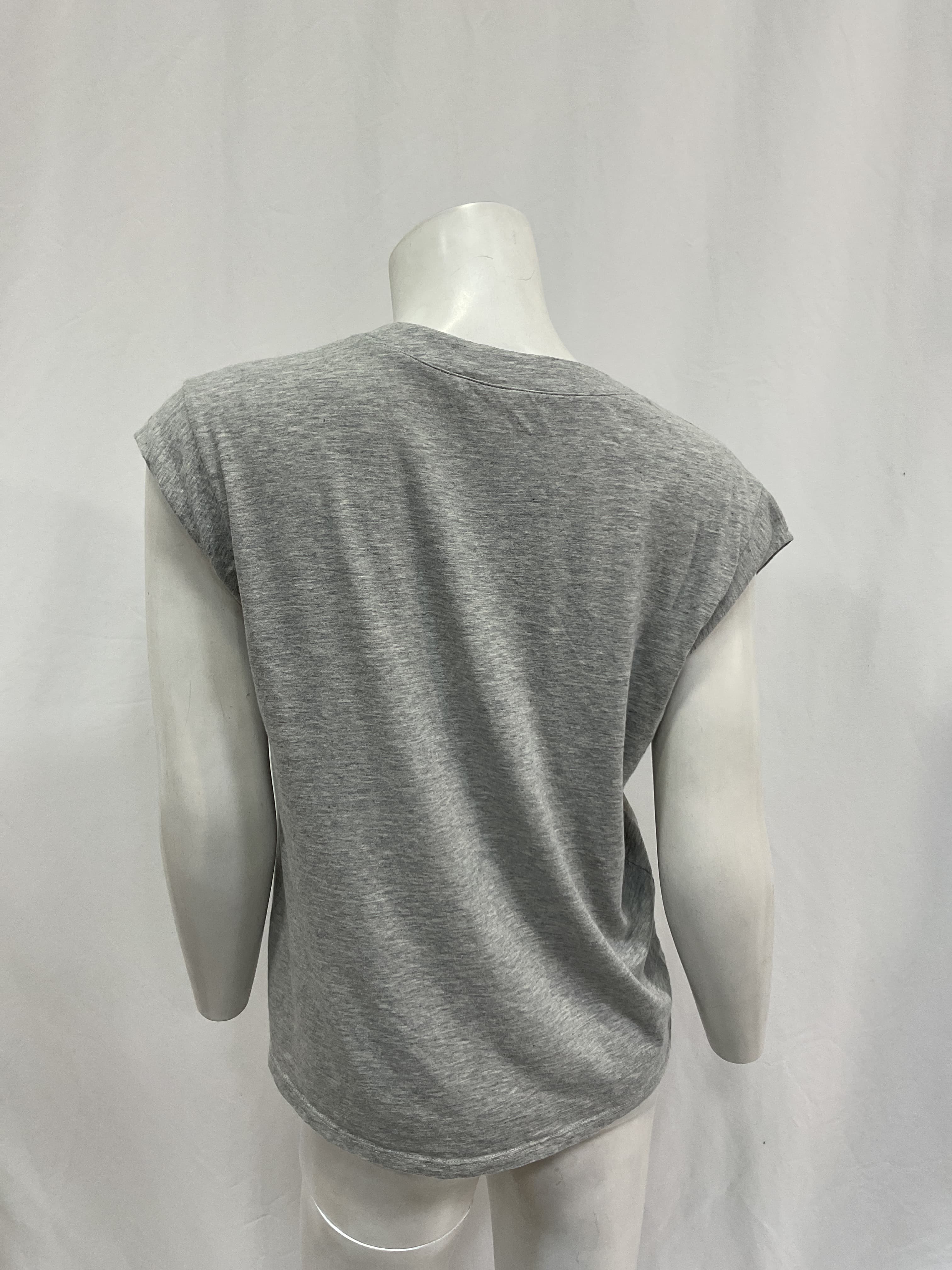 Le Mid Rise V-Neck Tee - Image 2