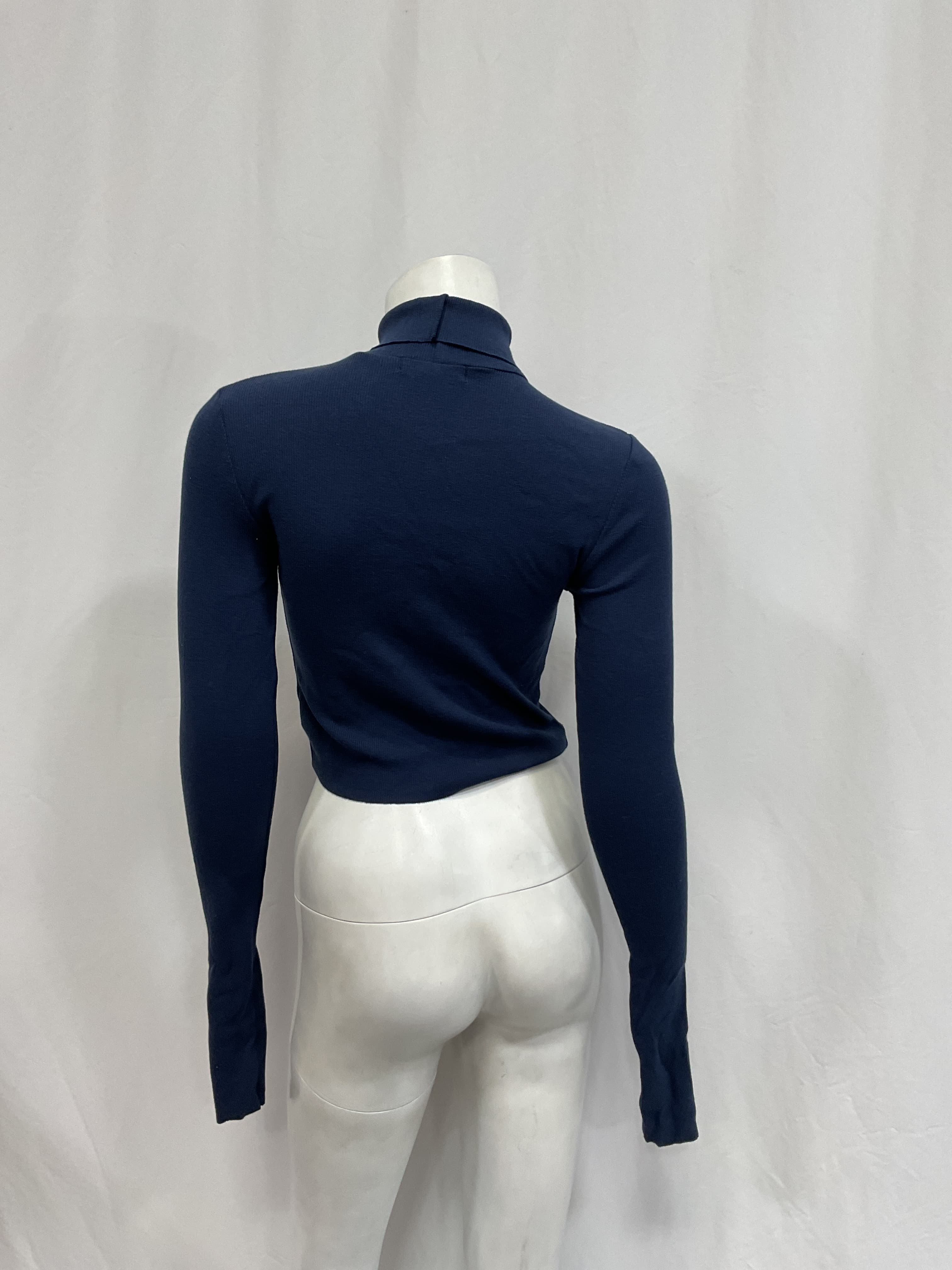 Cropped Fitted Turtleneck Top In Navy - Image 2