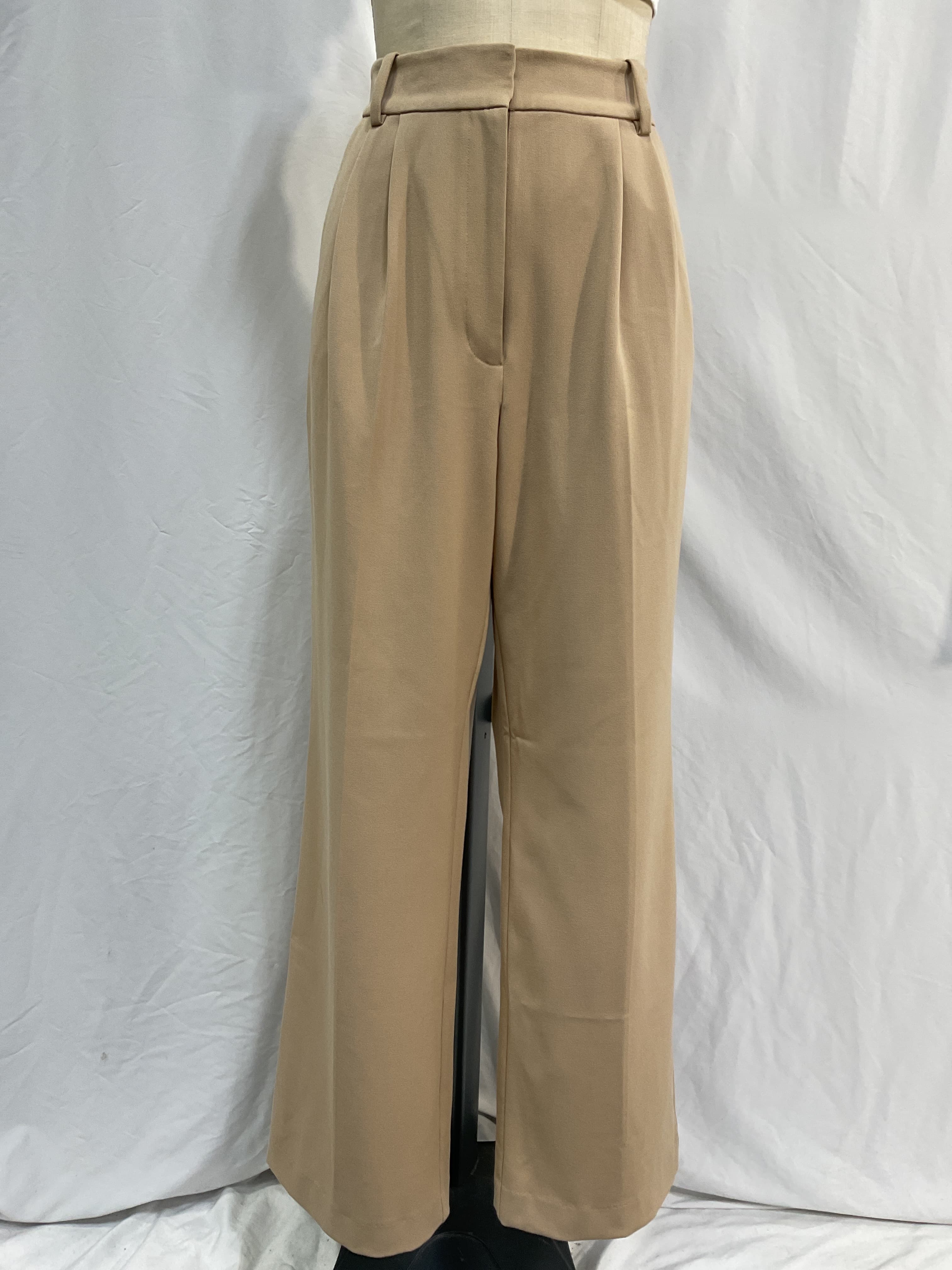 THE FAVORITE PANT - Image 2