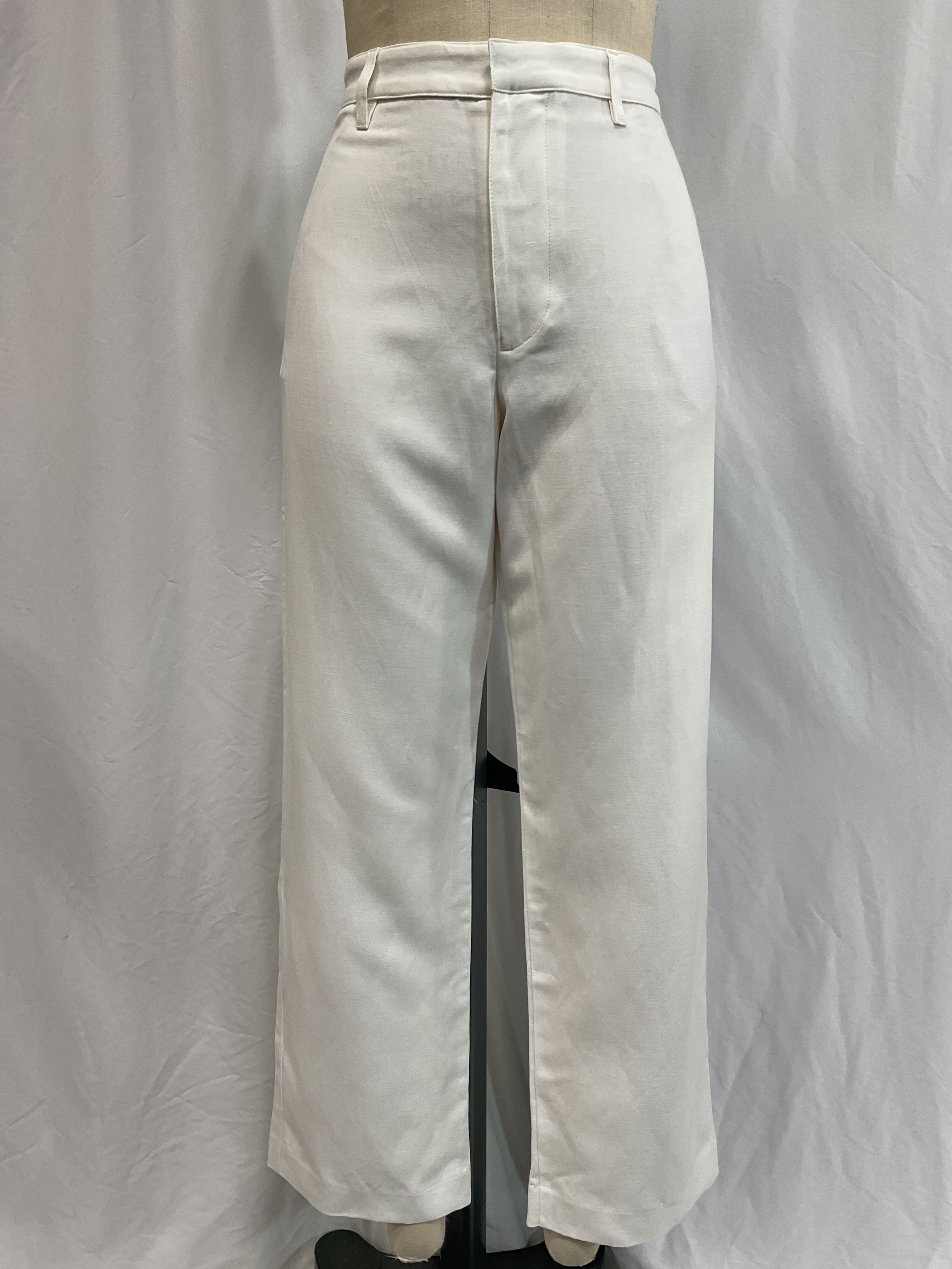 Straight Leg Trouser In Off White - Image 4