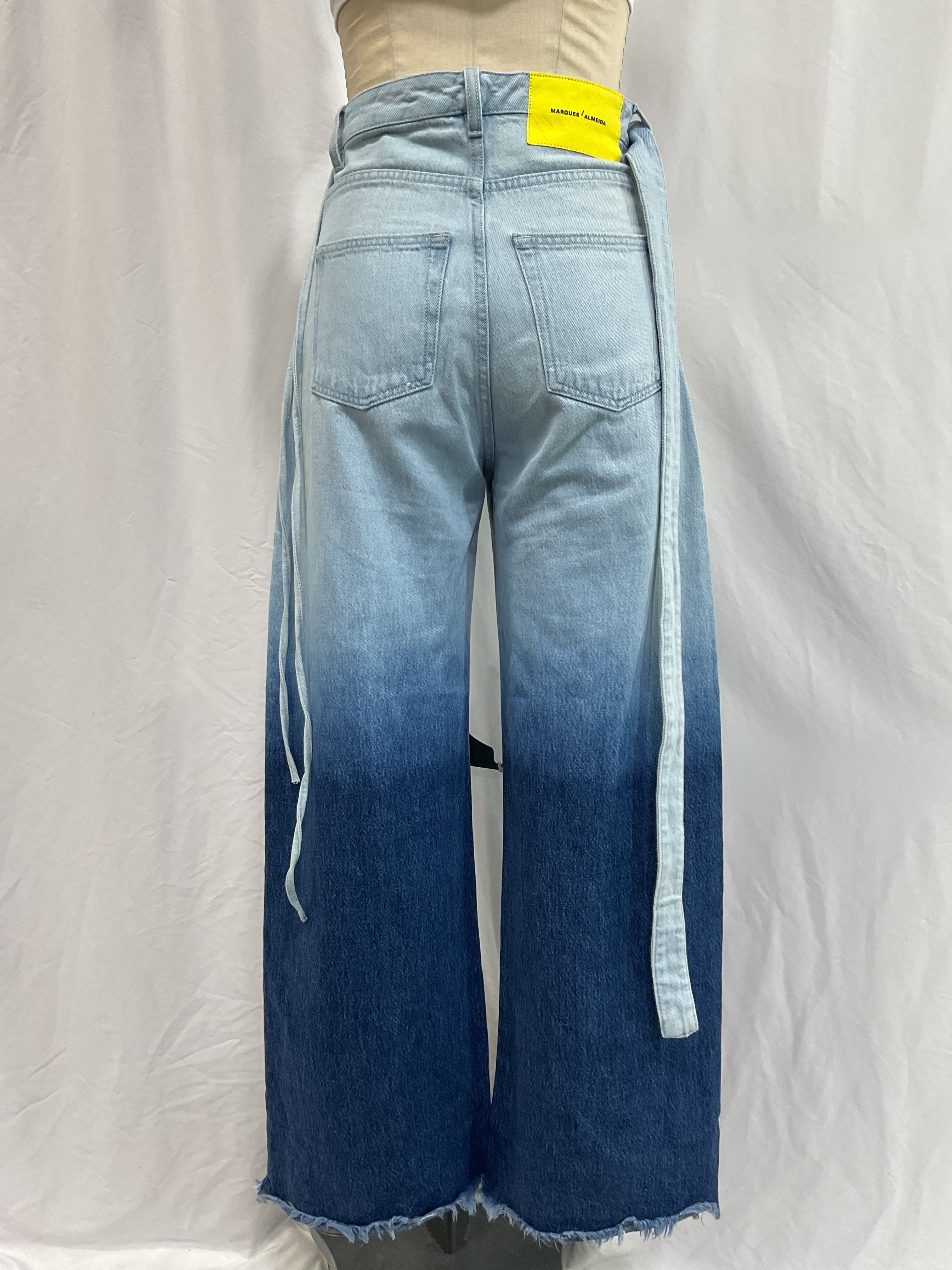 Boyfriend Jeans With Belts - Image 3