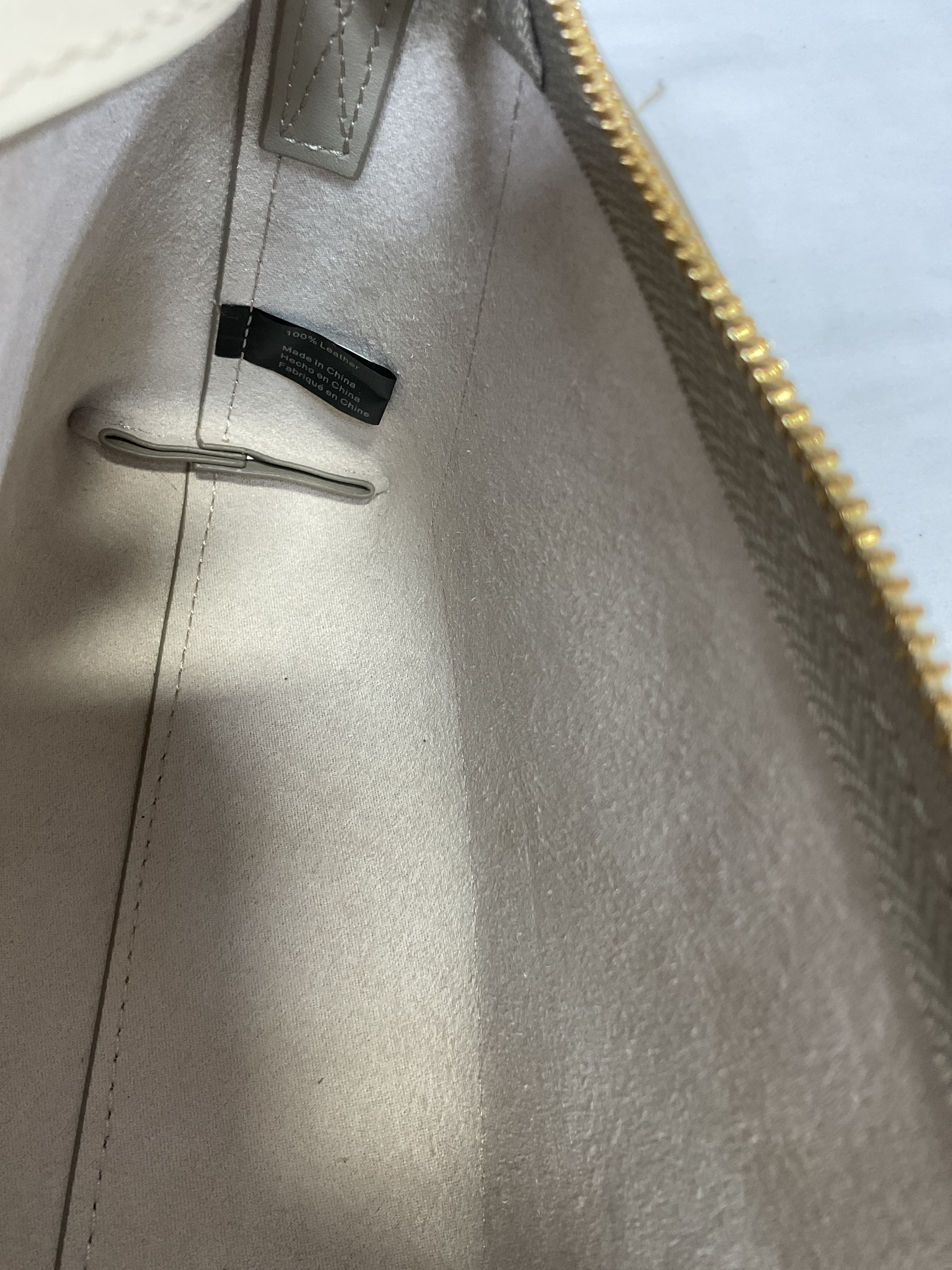 Sip Top Crossbody Bag - Image 3