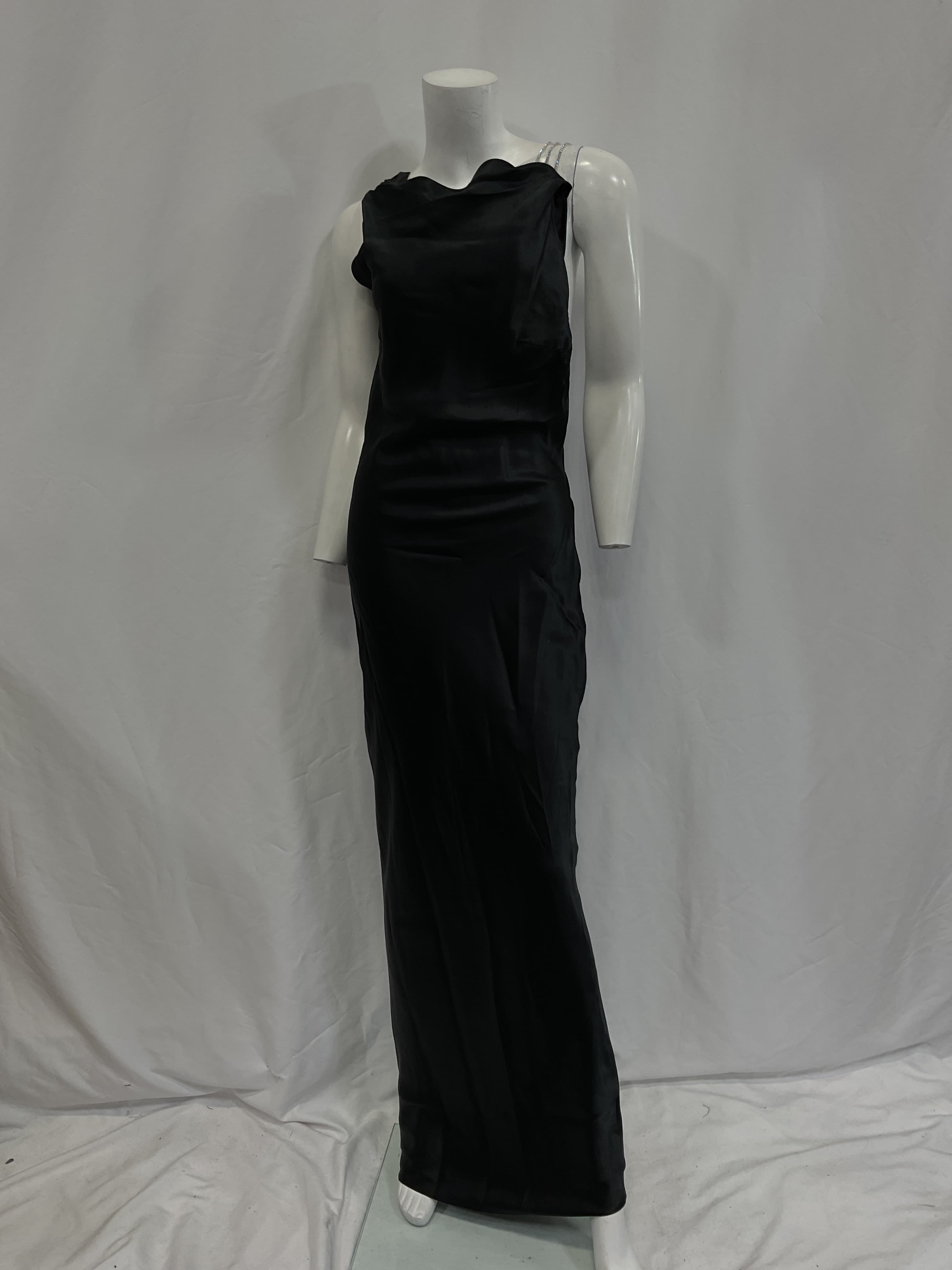 Pierre Gown In Black - Image 2