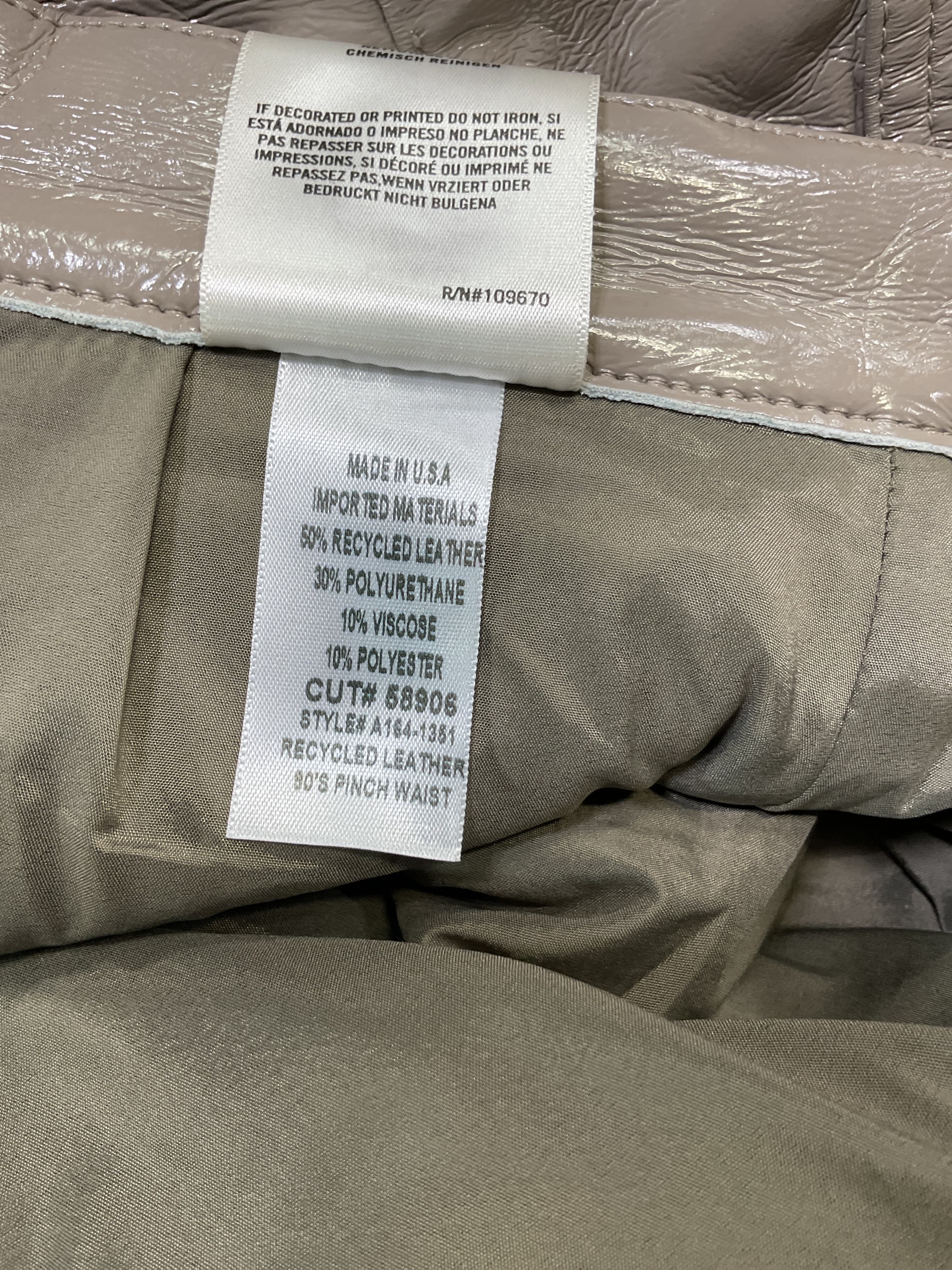 Recycled Leather 90's Pinch Waist In Quail Patent - Image 3