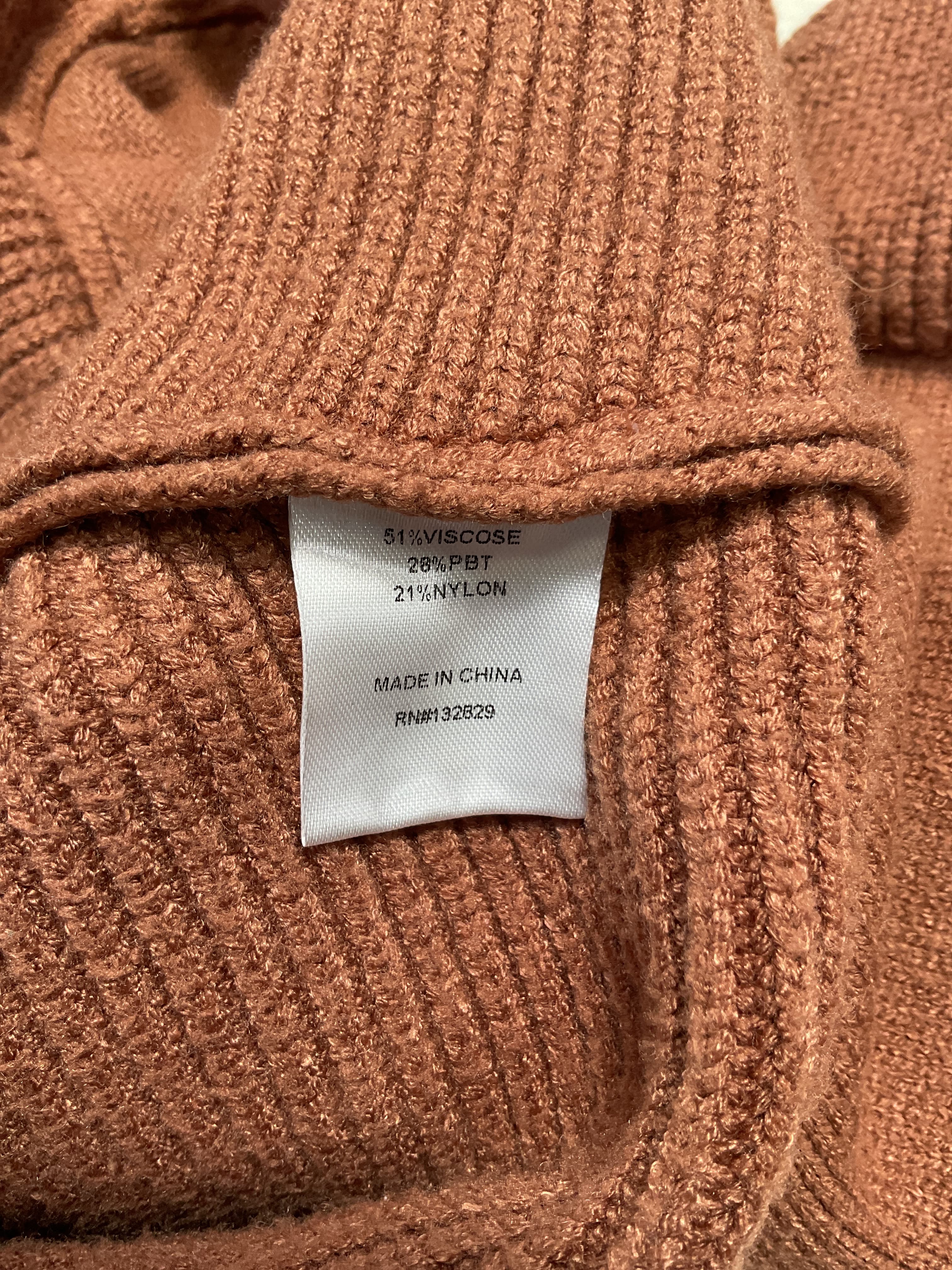 Fresia Sweater - Image 2