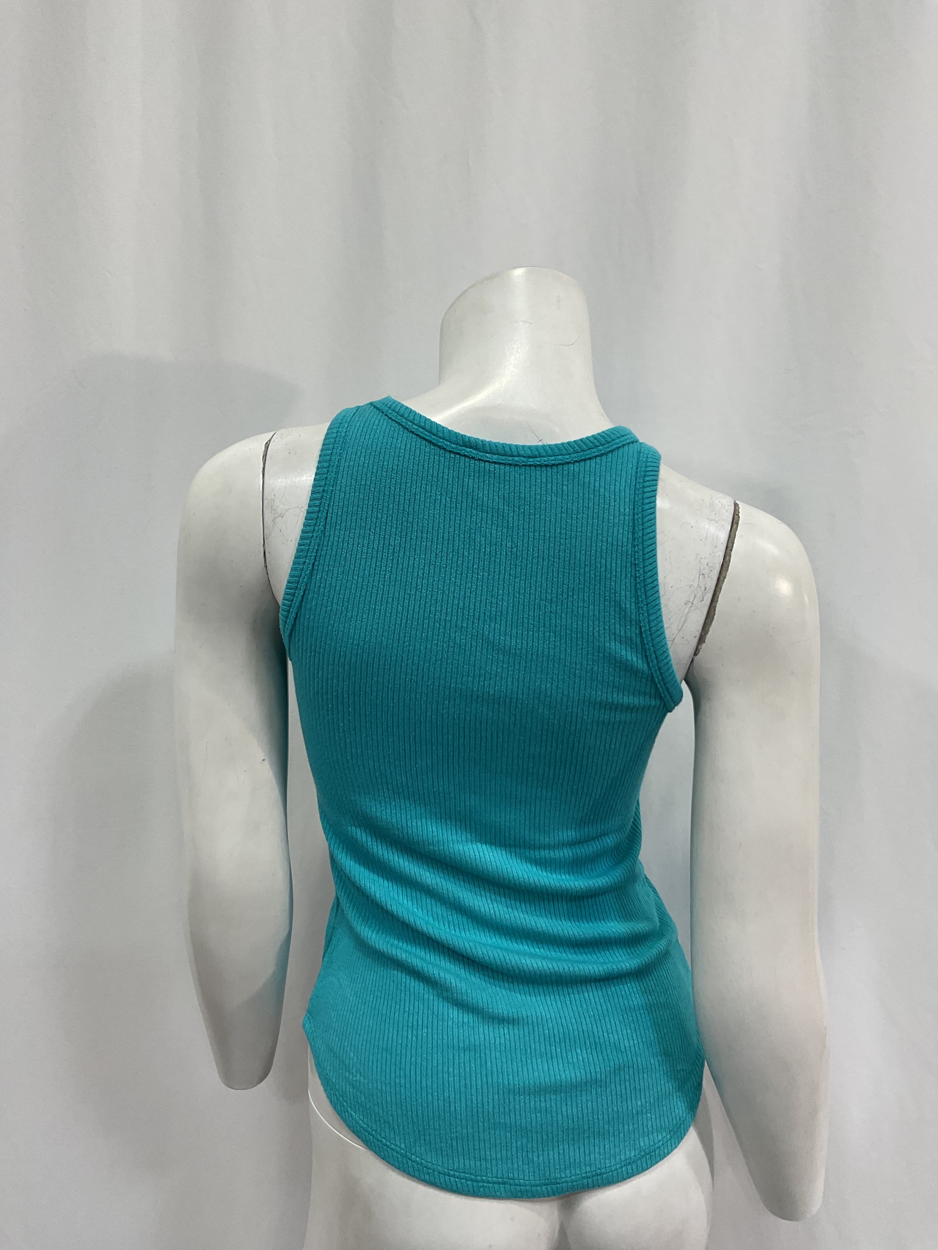 Sablynjameela Tank Top In Viv - Image 2