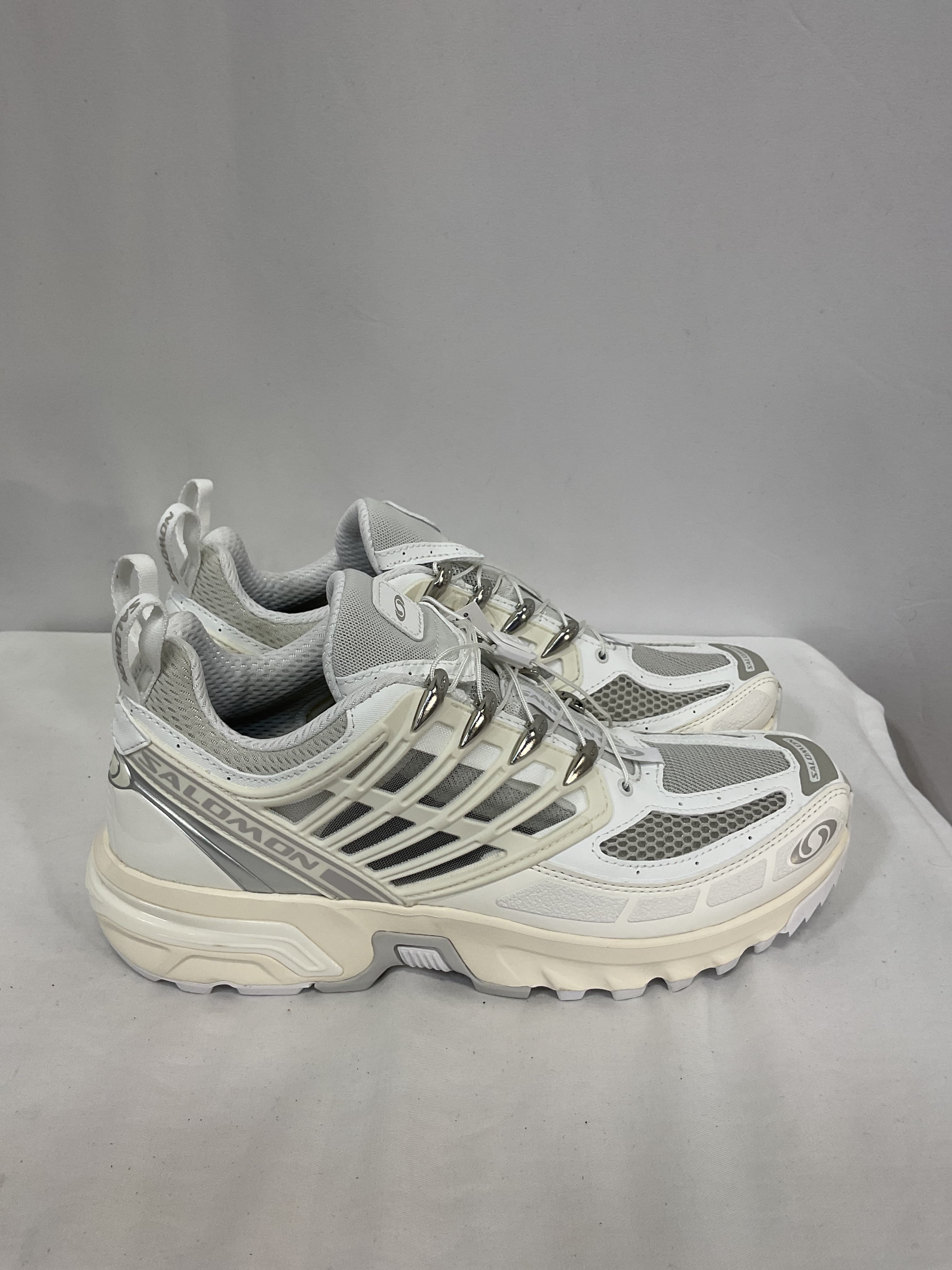 White & Silver Acs Pro Sneakers - Image 3