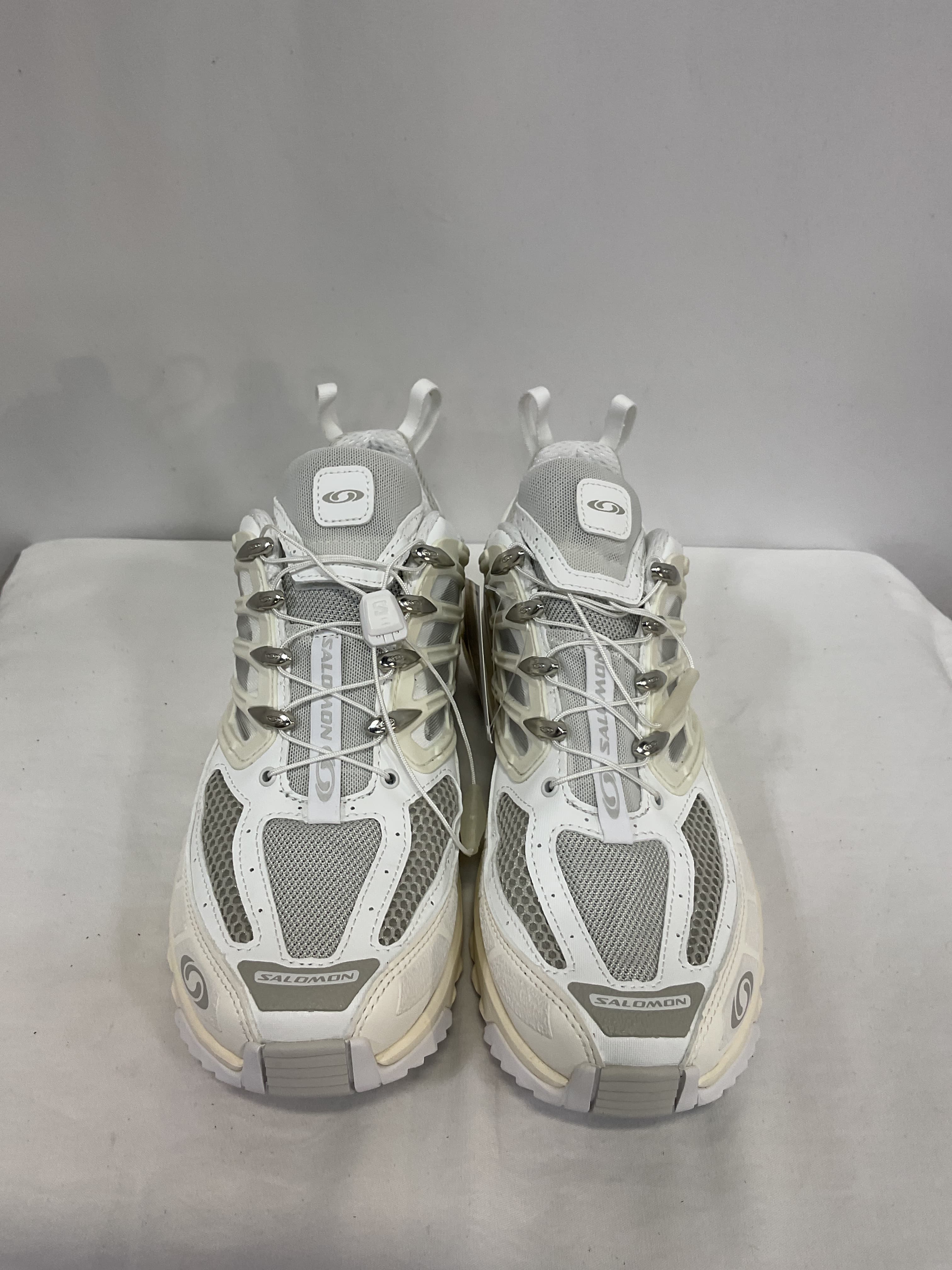 White & Silver Acs Pro Sneakers - Image 4