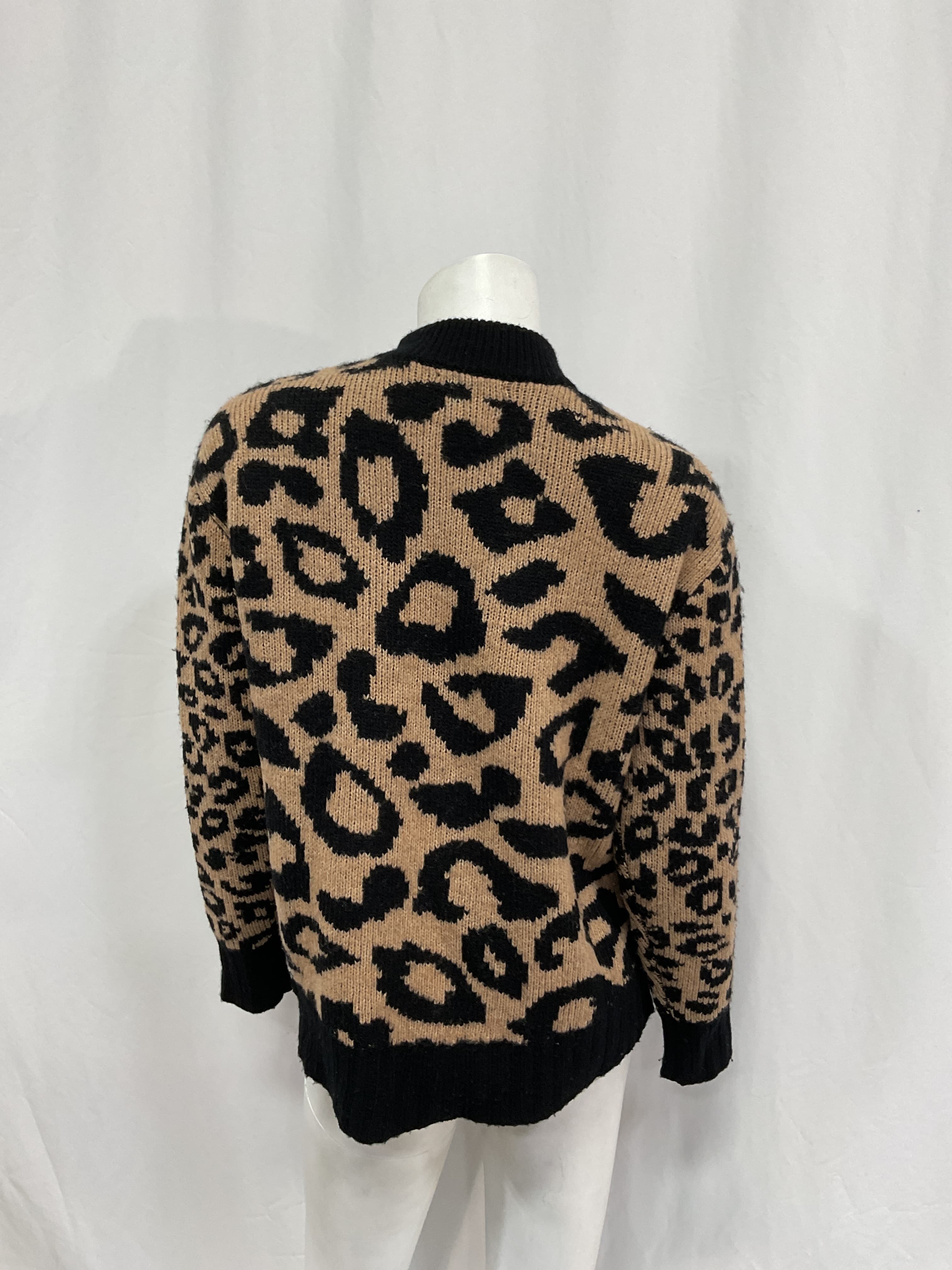 Leopard Siri Sweater - Image 2