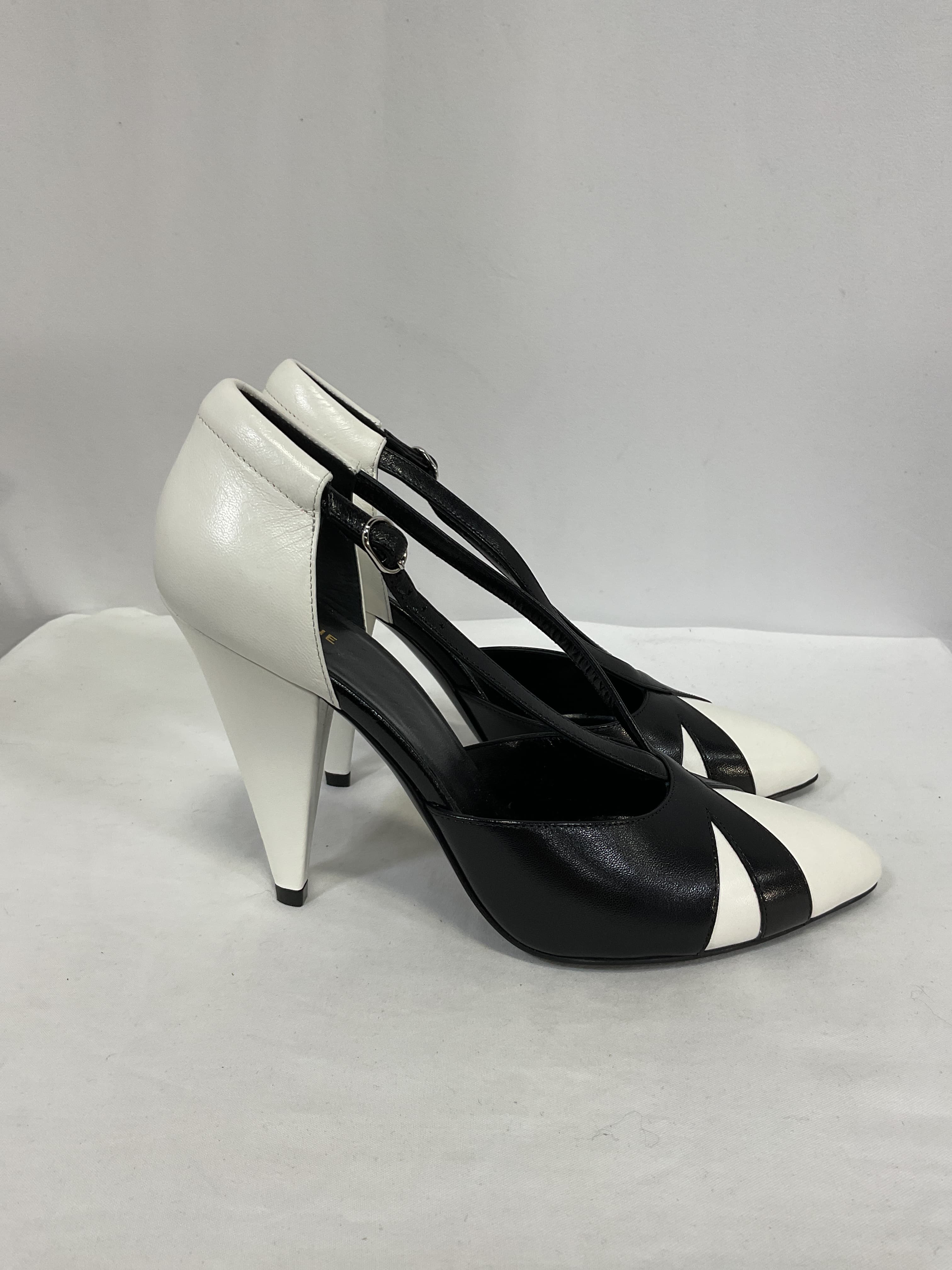 Celine Leather Colorblock Pattern T-Strap Pumps - Image 4