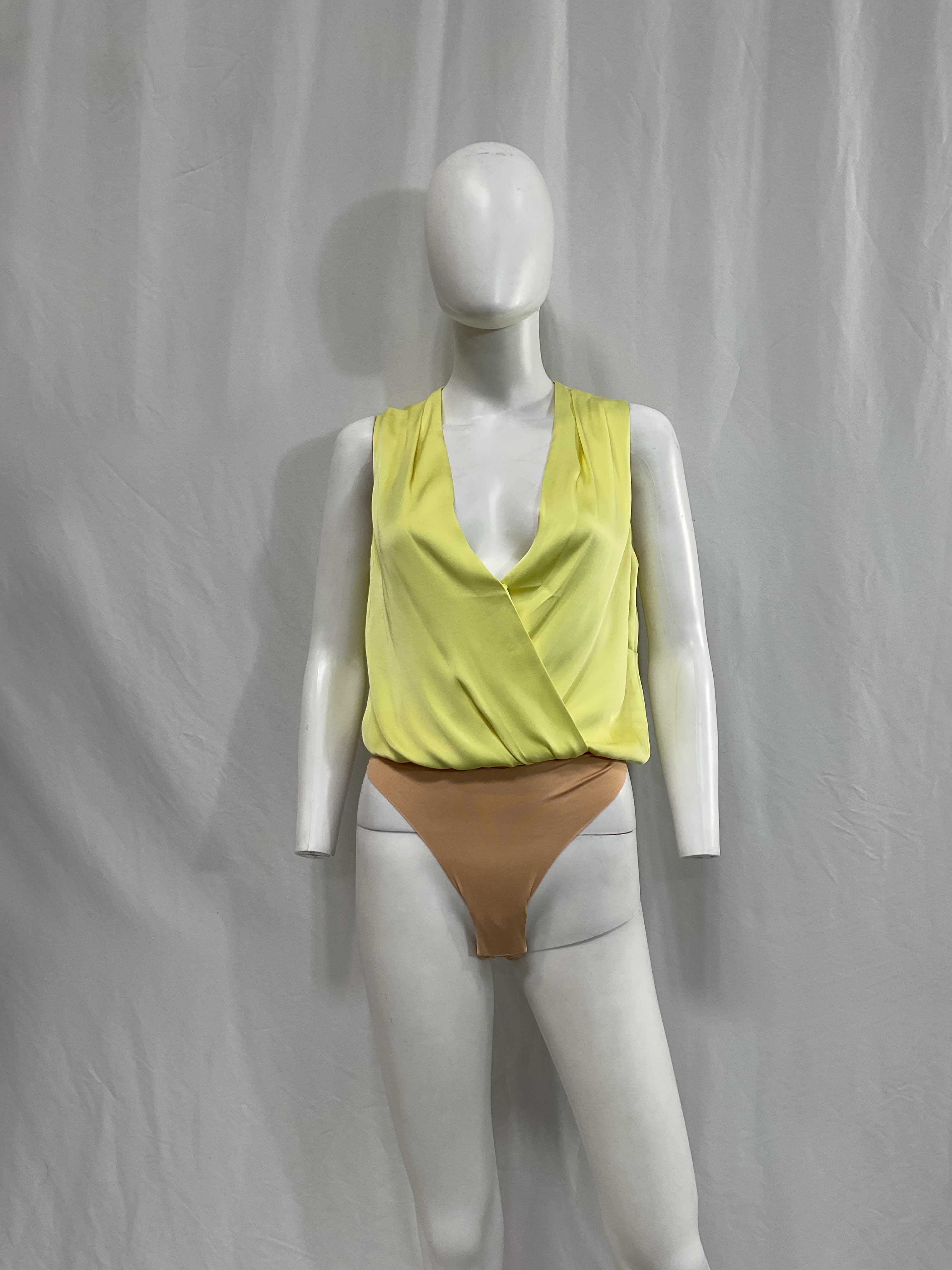 The Sleeveless Date Blouse - Image 1