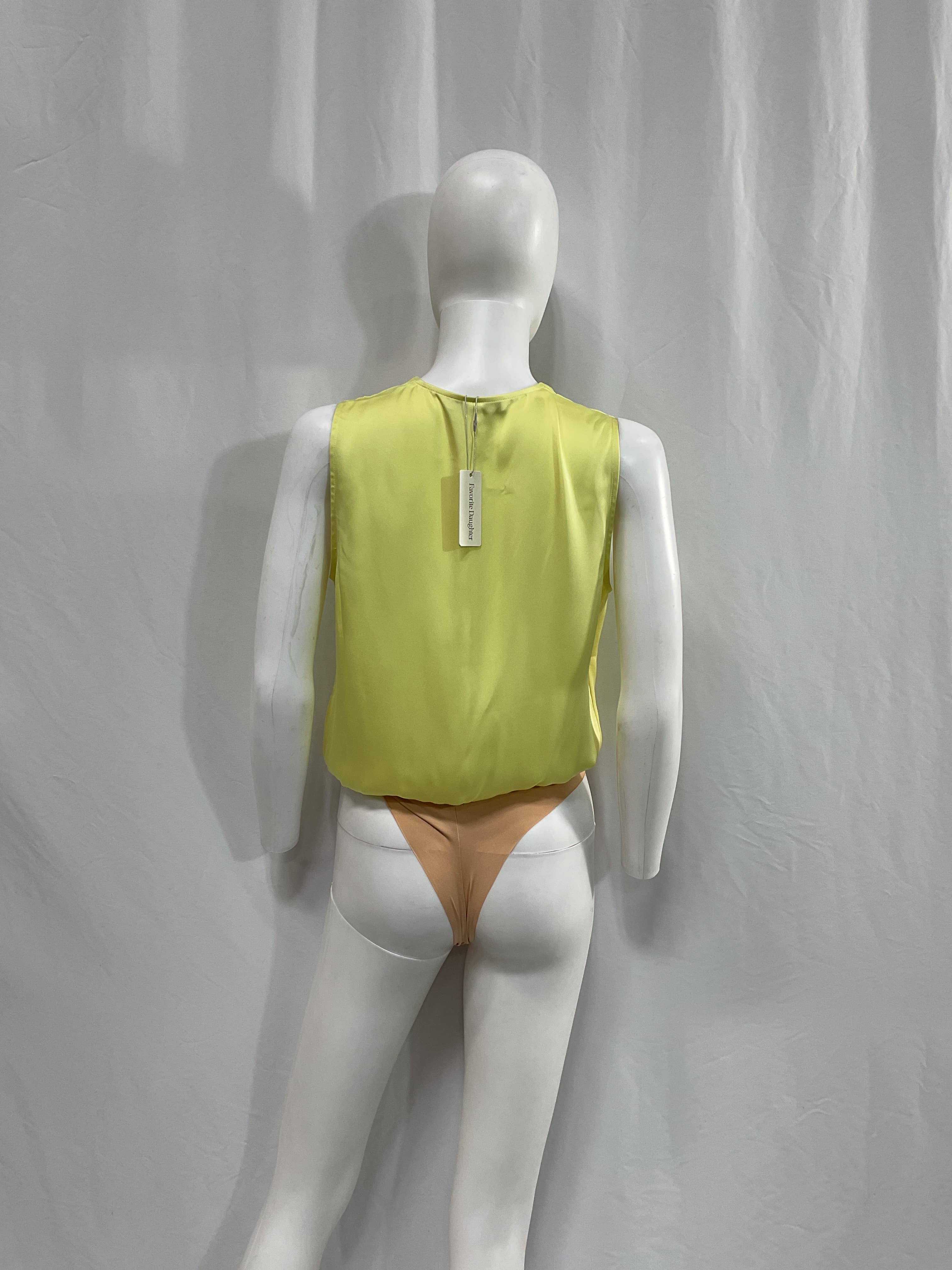 The Sleeveless Date Blouse - Image 4
