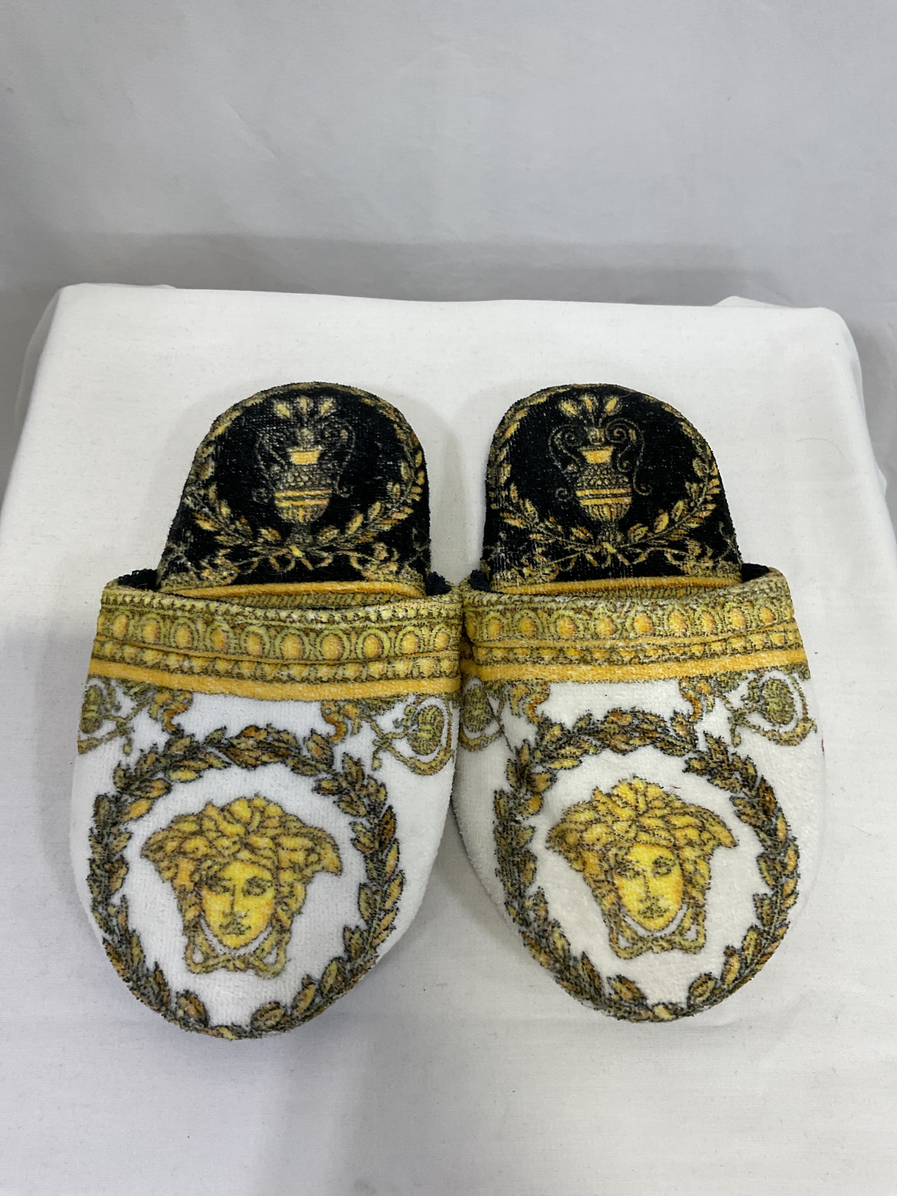 I Heart Baroque Slippers - Image 3