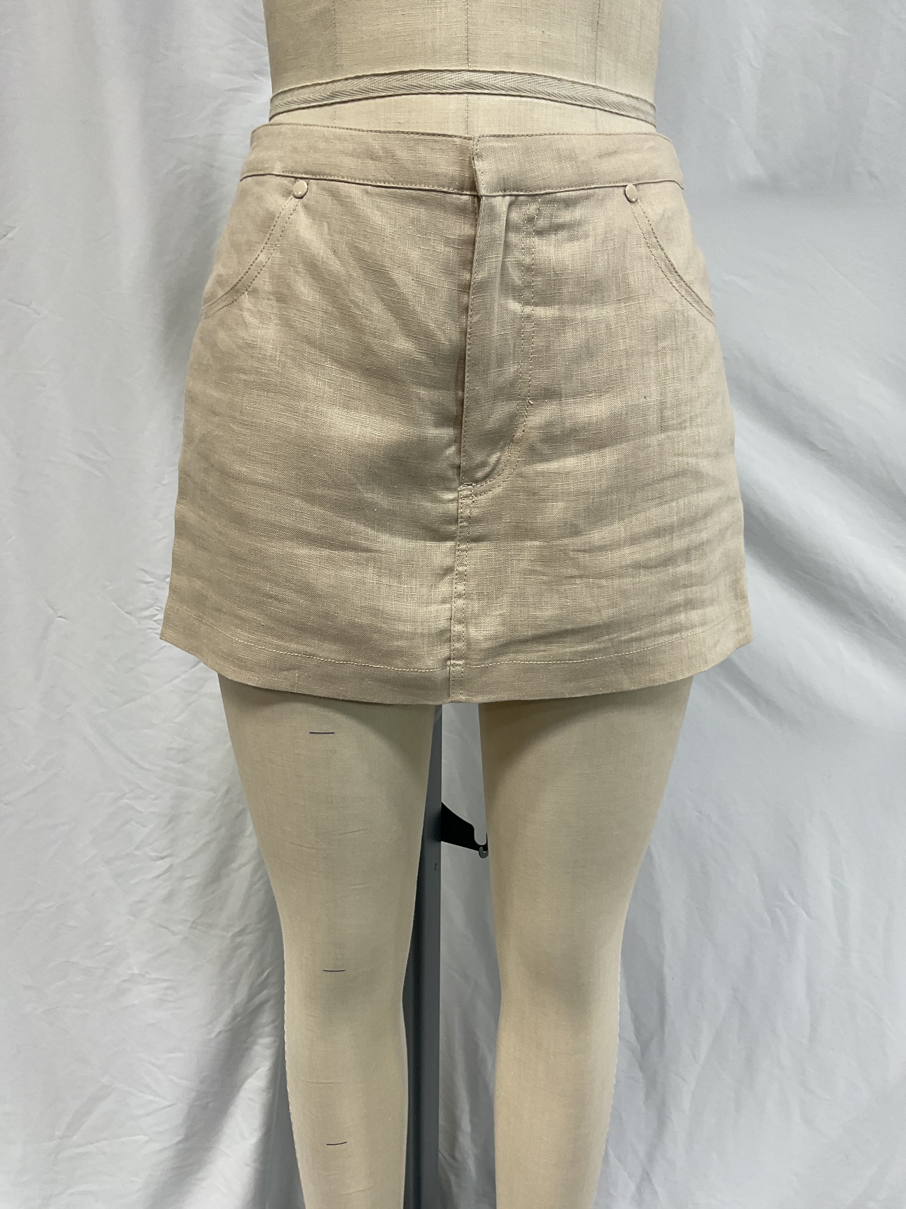 Allana Skort In Beige - Image 2