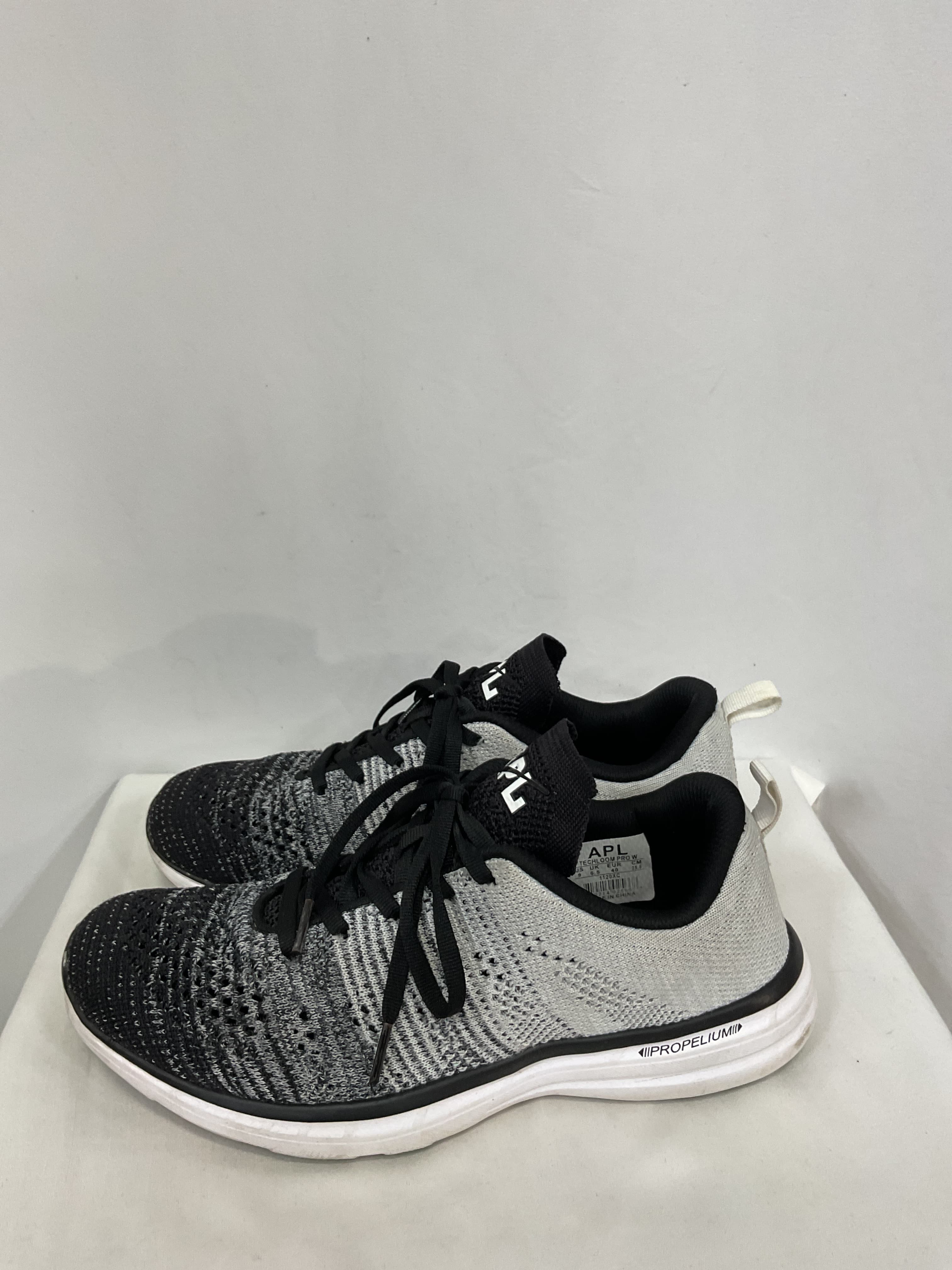 Techloom Pro Sneaker - Image 4