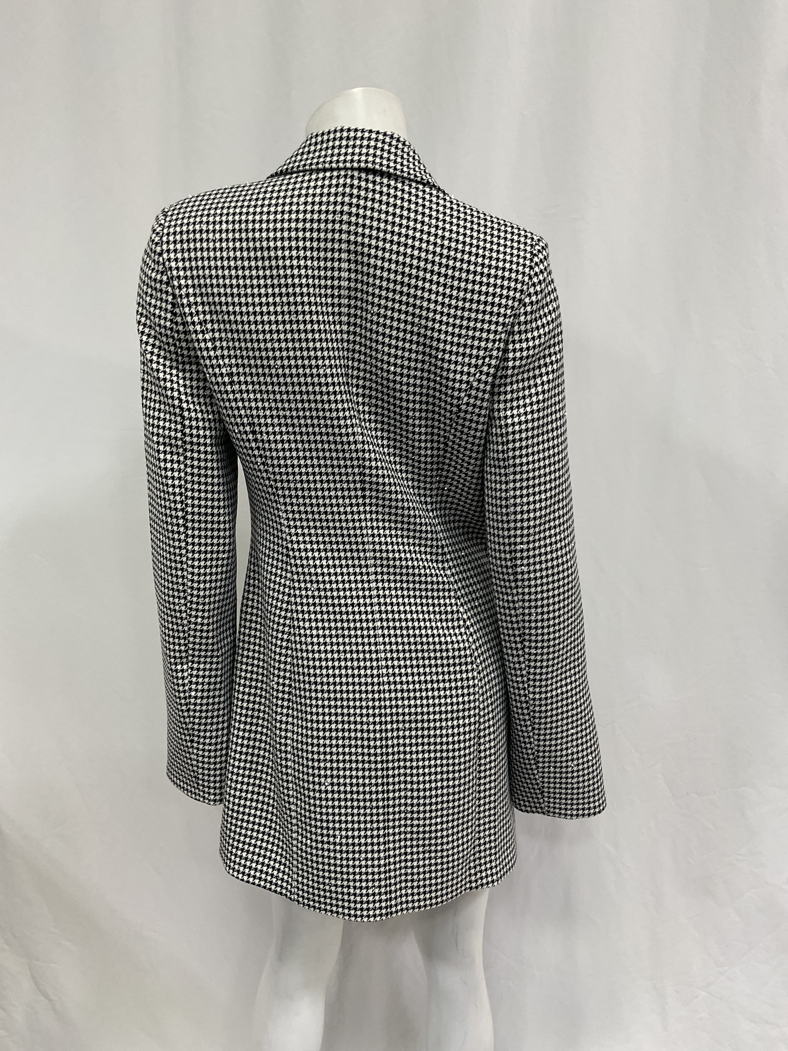 Nadjha Blazer Dress In Black & White - Image 3