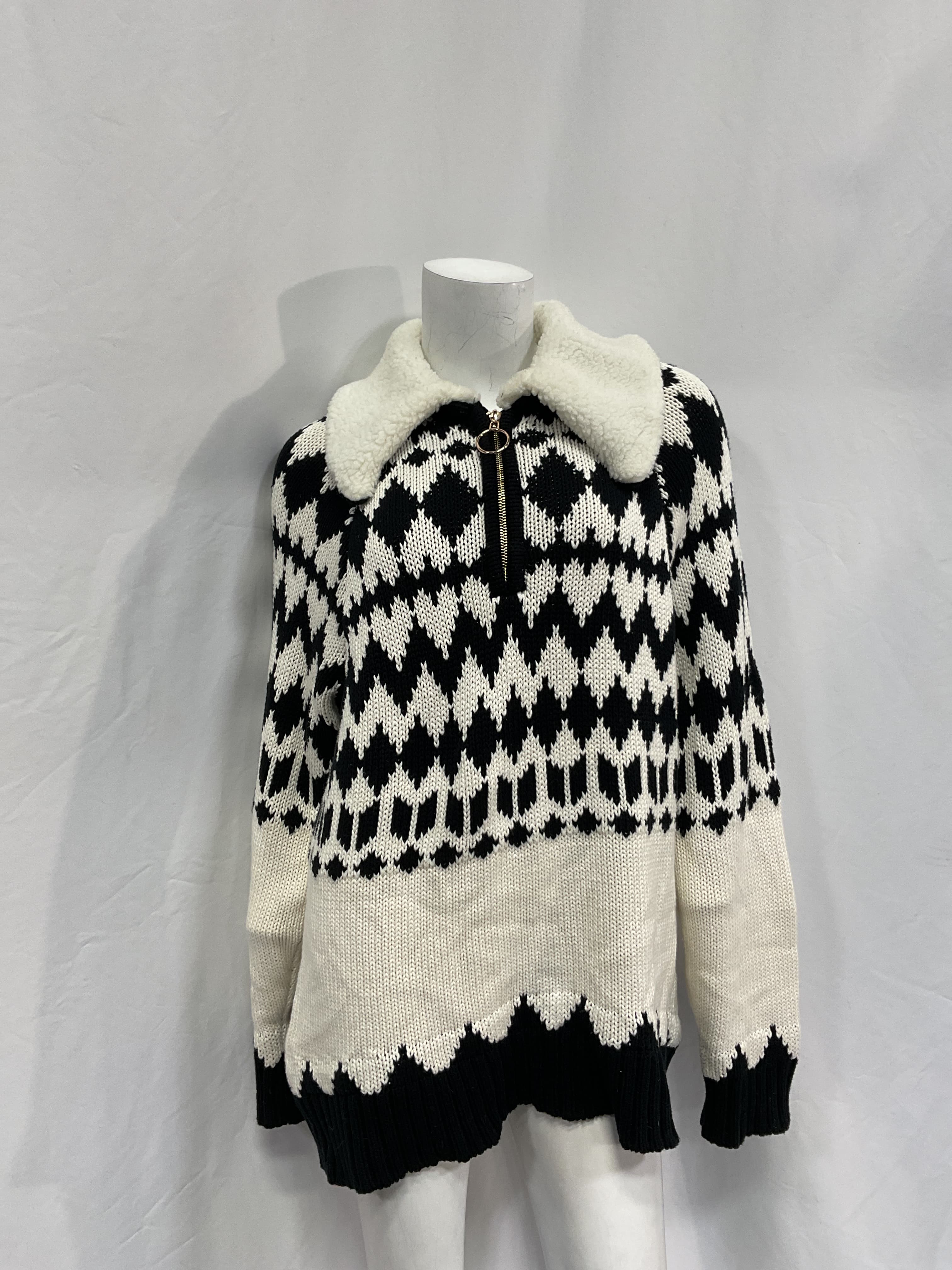 Sun Valley Pullover In White - Image 3