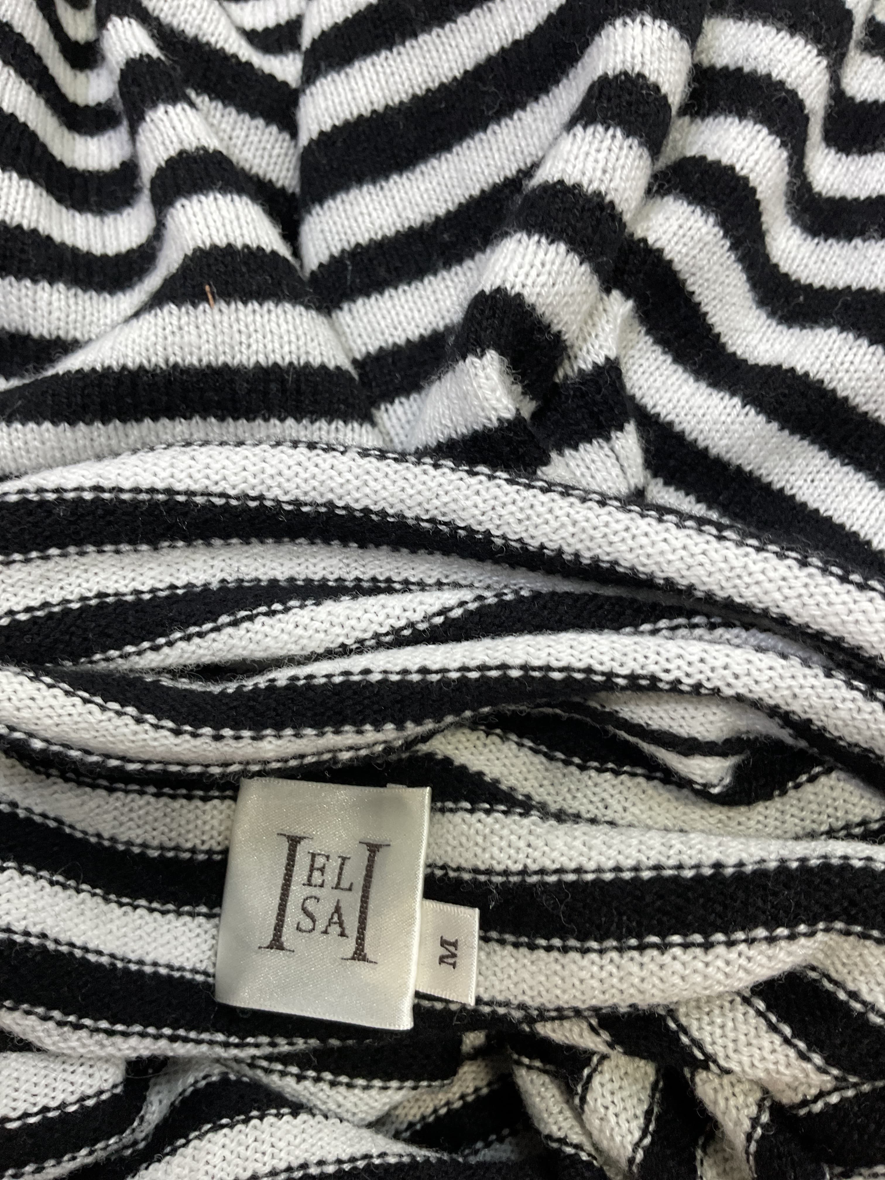 Alva Turtleneck In Black & White - Image 4