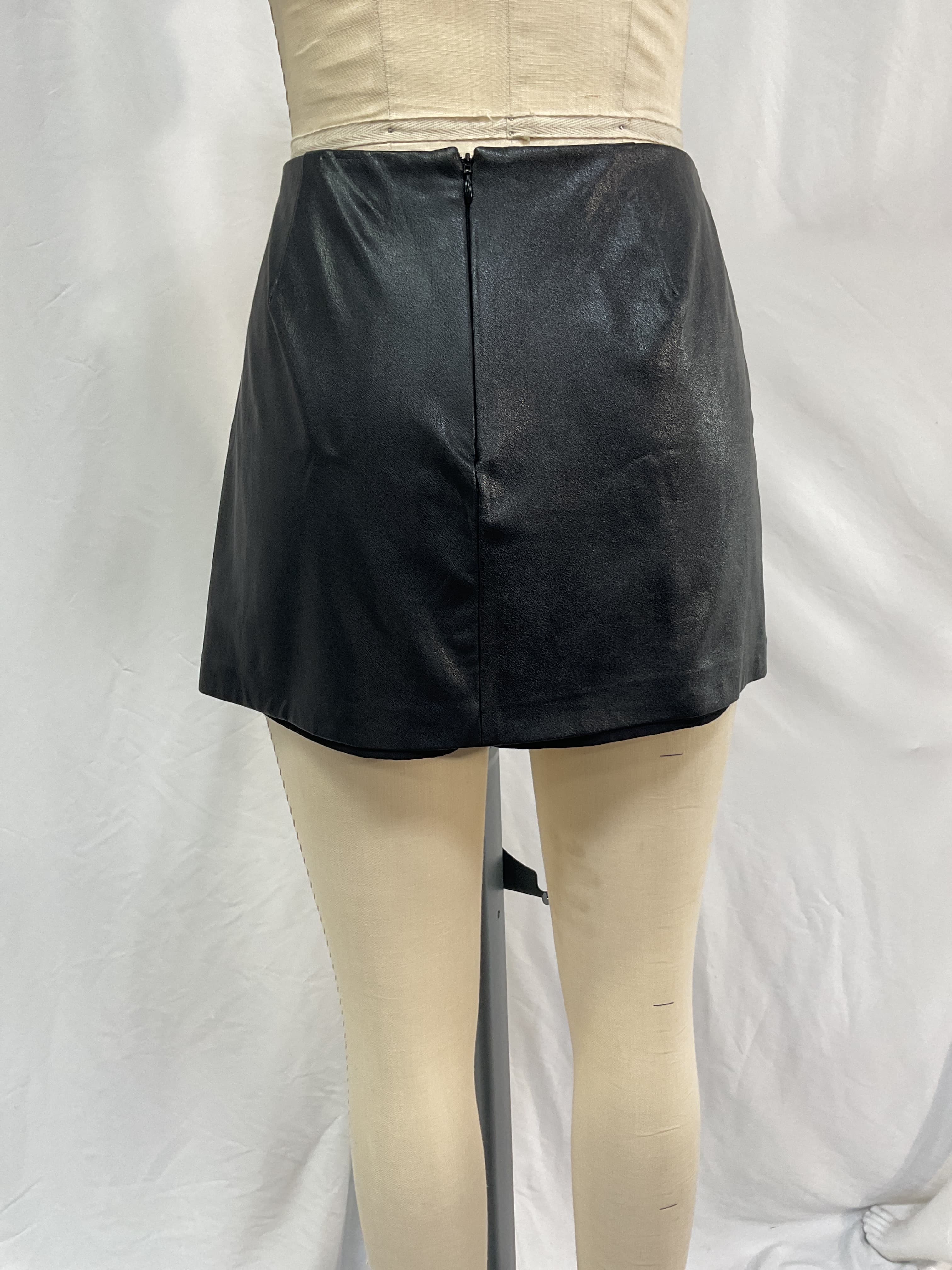 Amanda Uprichard X Revolve Dale Skort In Black Leather - Image 2