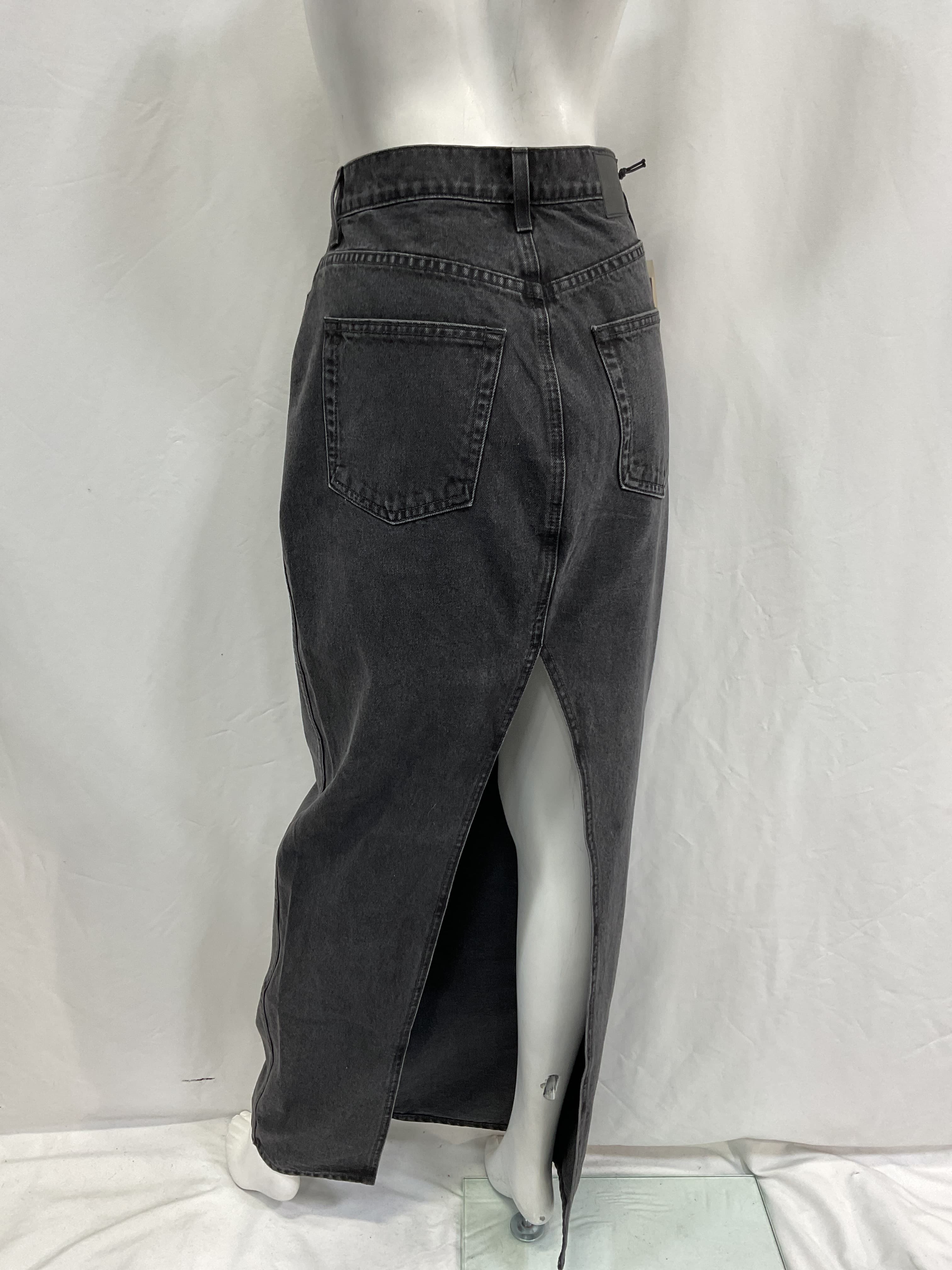 Amara Maxi Pencil Skirt With Back Slit - Image 2
