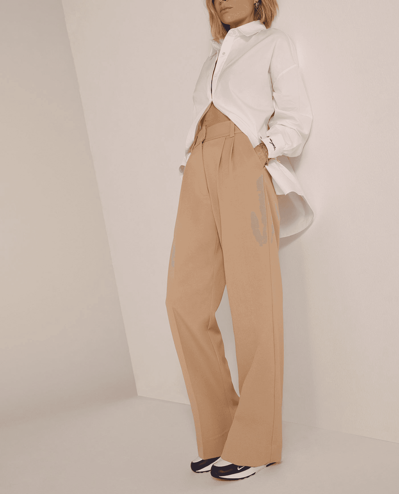 THE FAVORITE PANT SHORTIE - Image 1