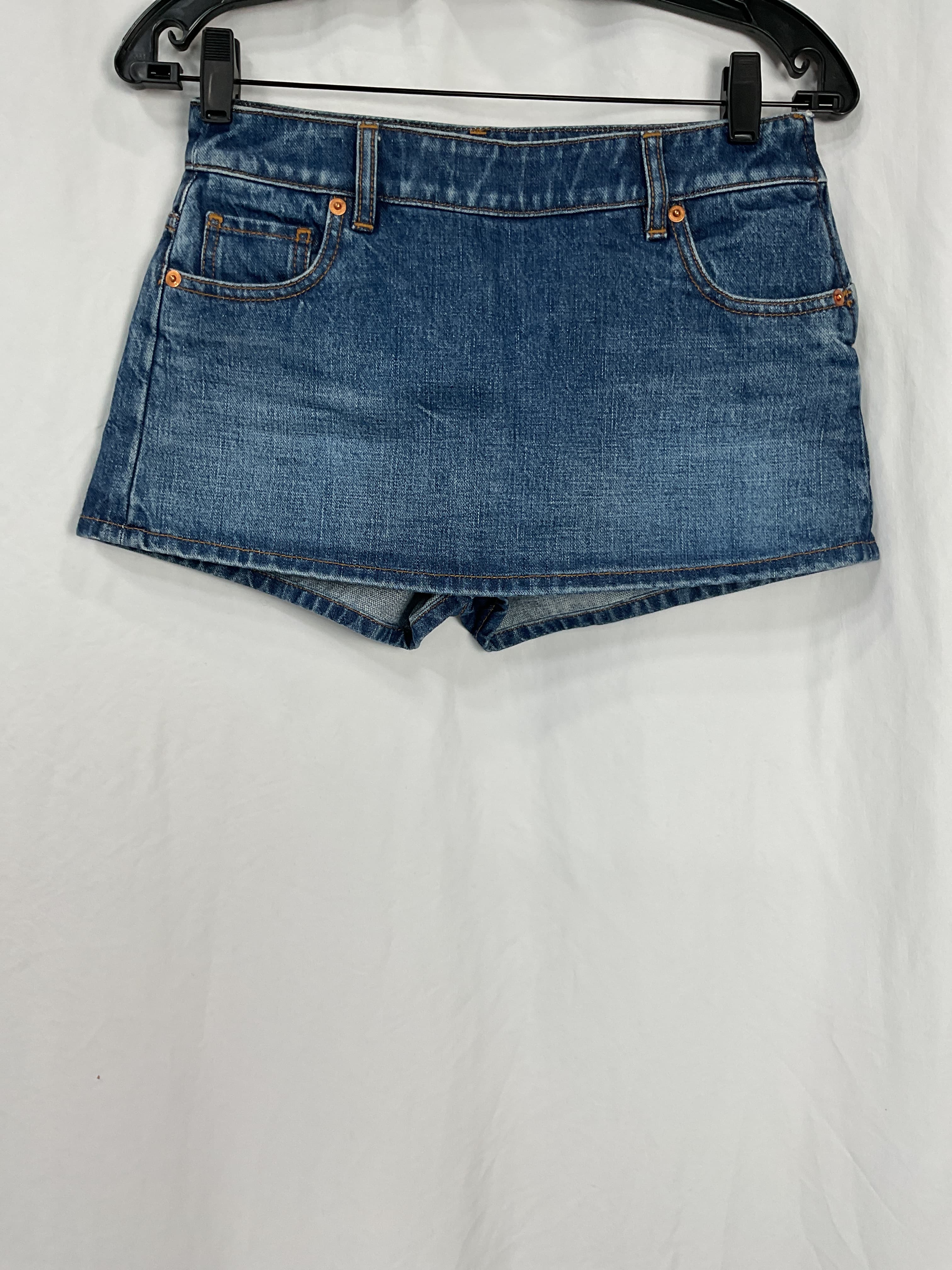 Denim Mini Skort In Denim Scuro - Image 2