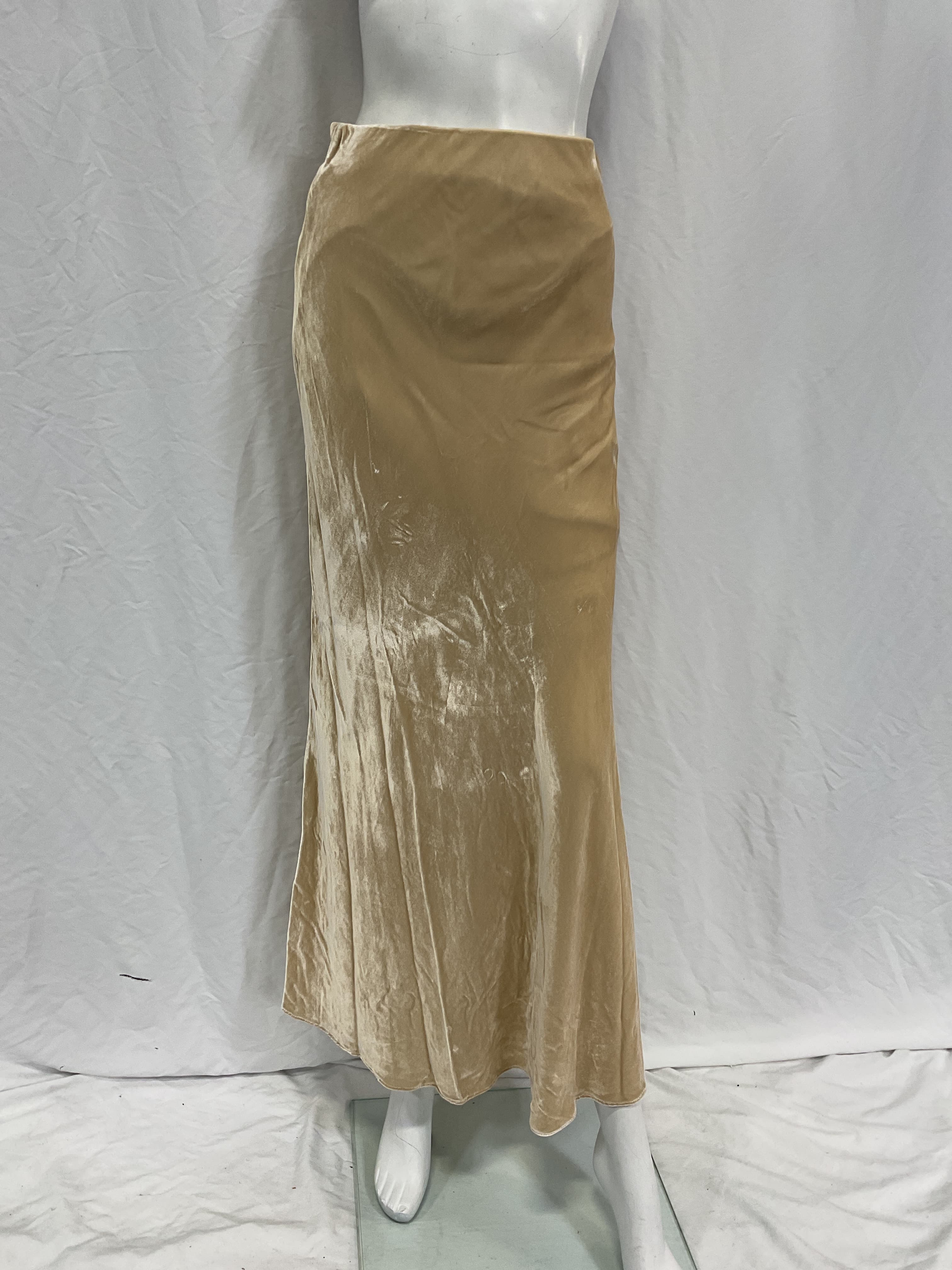 Bianca Velvet Maxi Skirt - Image 2