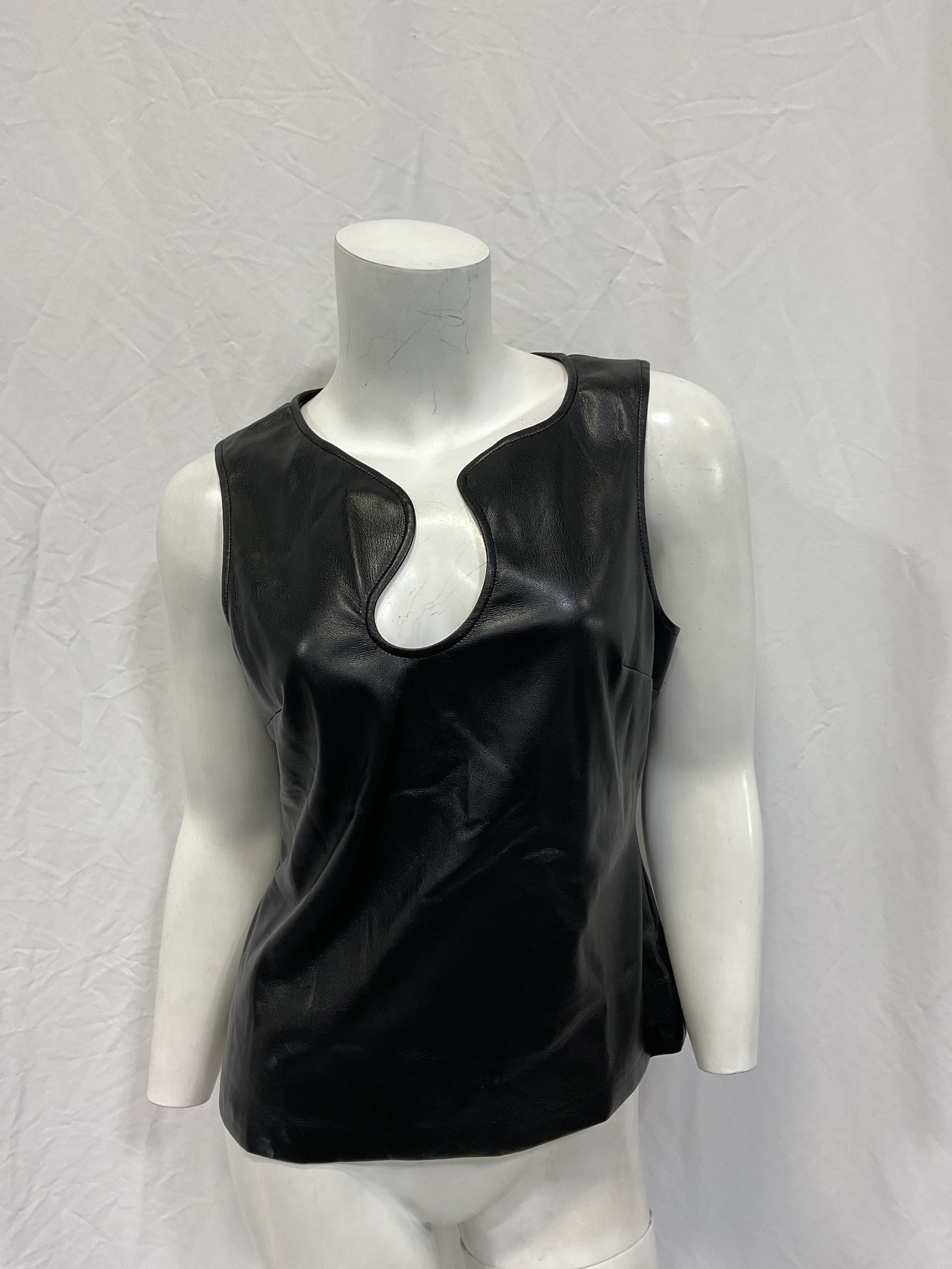 Sleeveless Leather Puzzle Tank Top In Black - Image 2