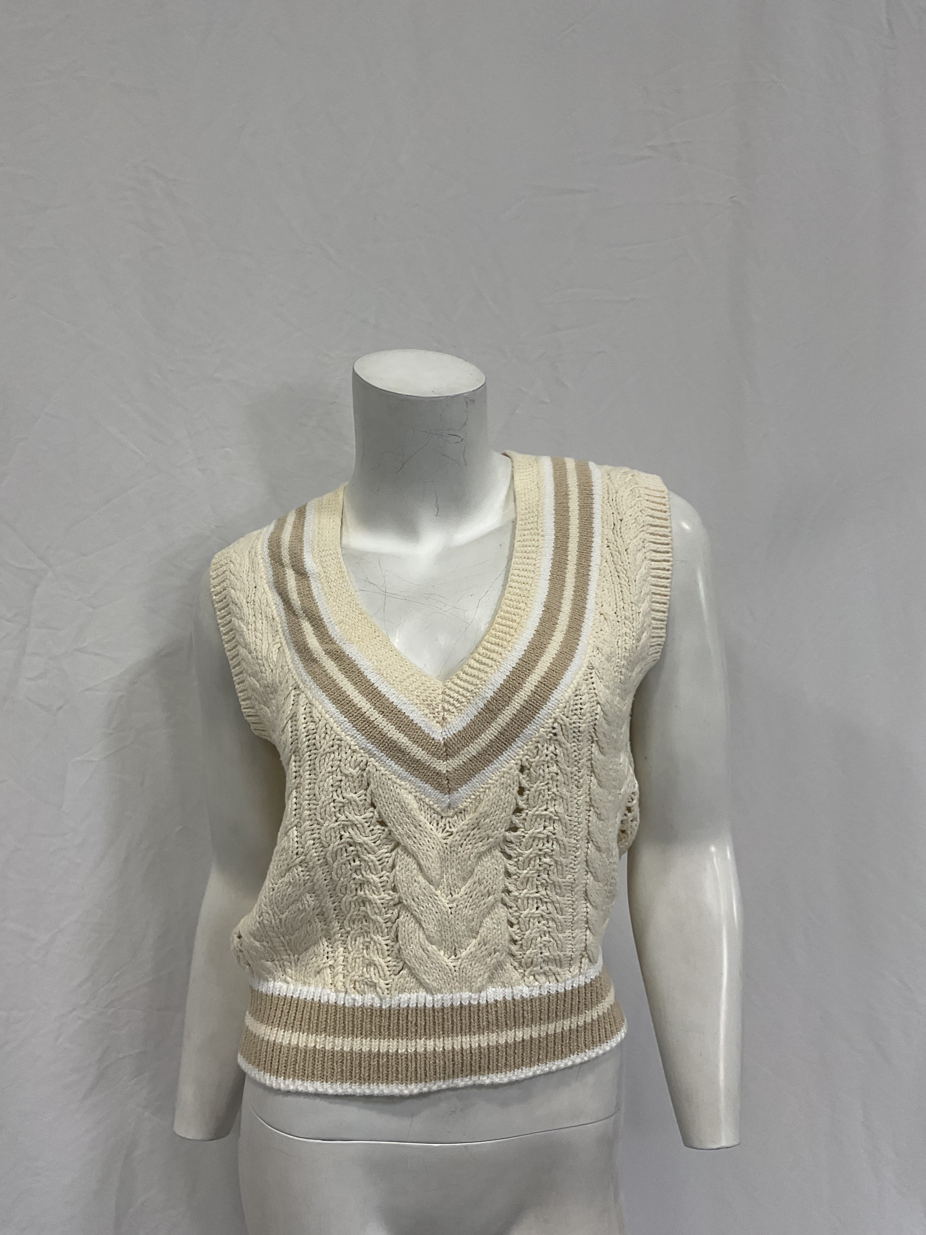 Brandi Cotton Vest - Image 3