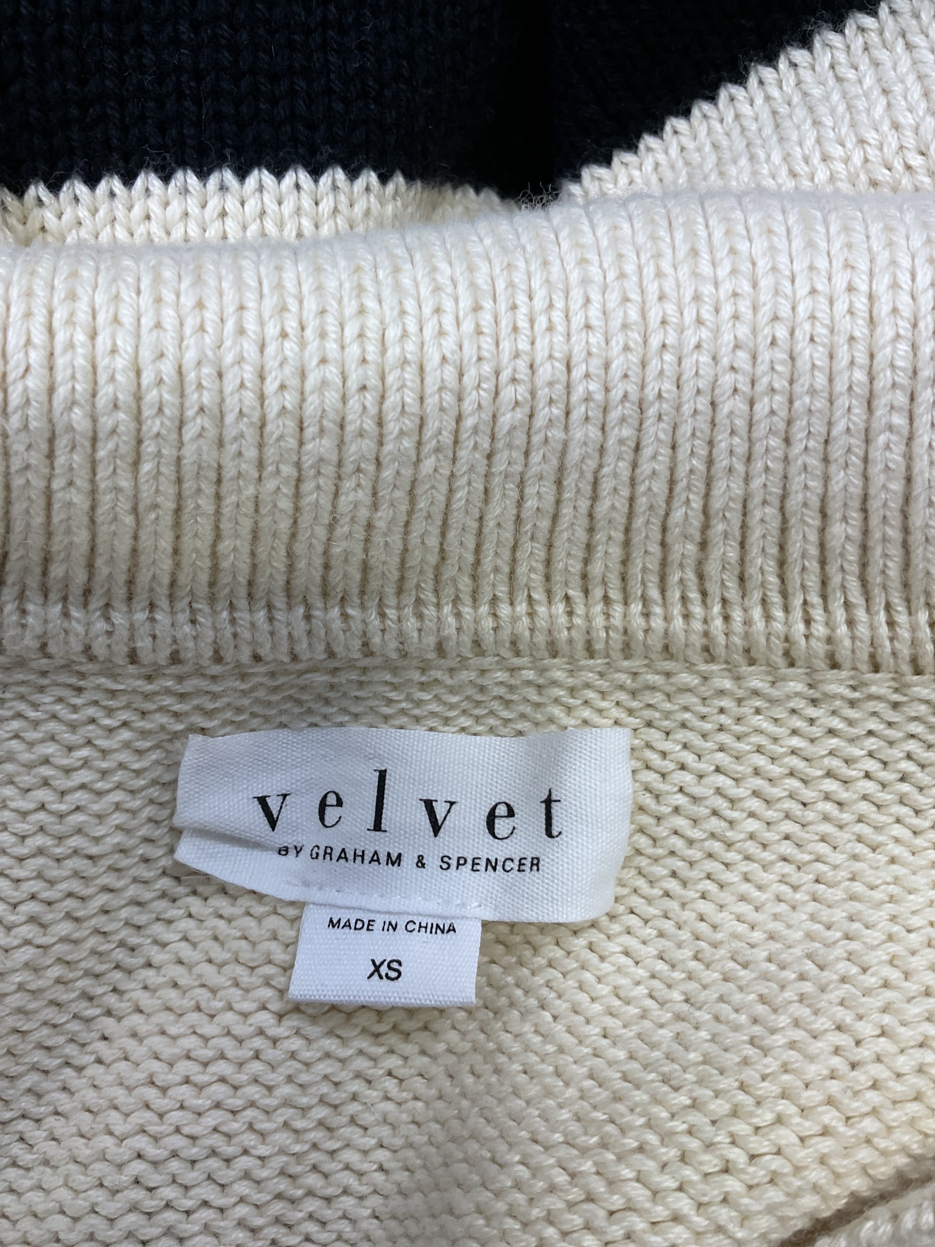 Velvet By Graham & Spencer Lucie Sweater In Black & Cream - Image 4