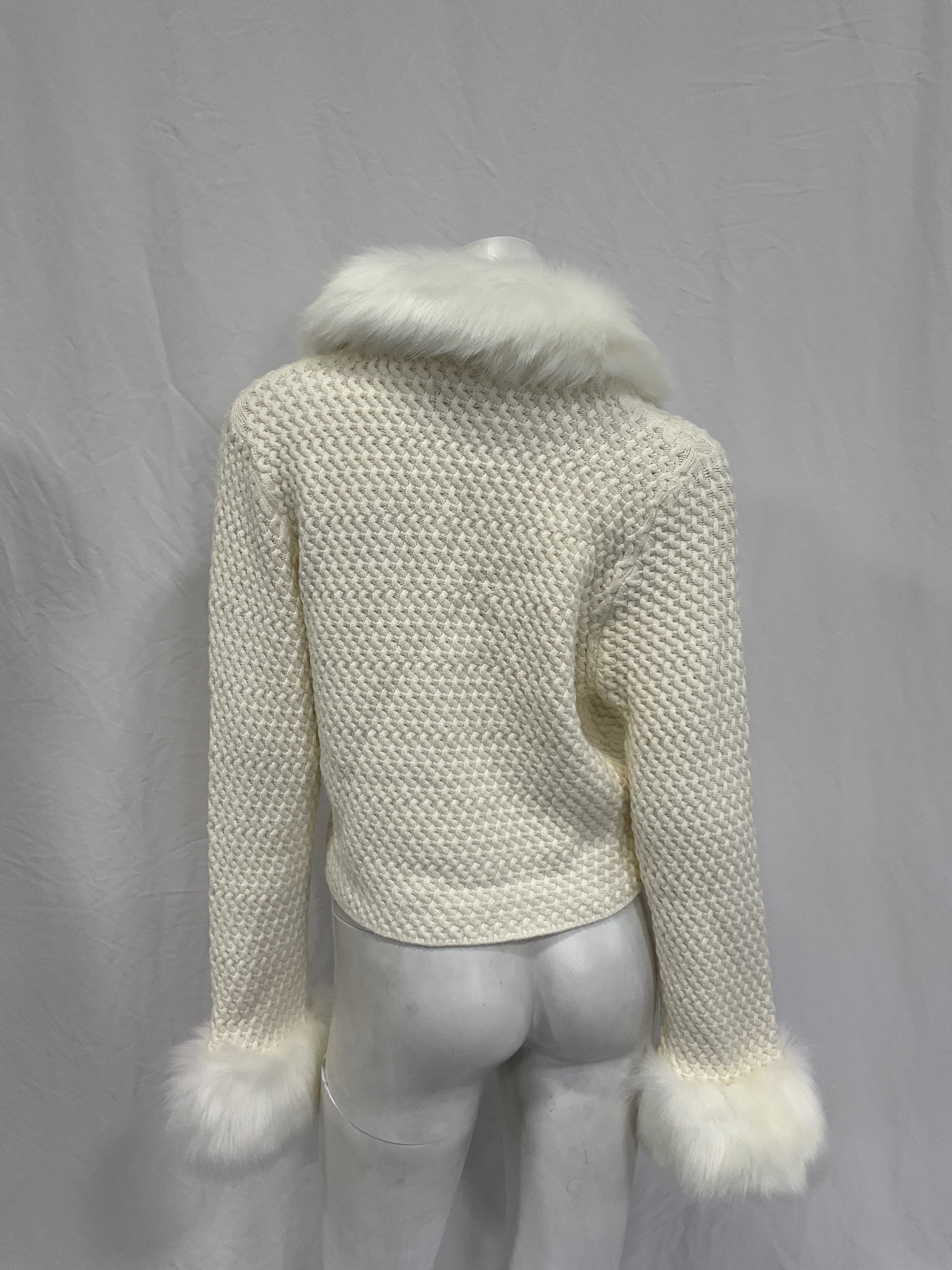 Zermatt Zip Up In White Pebble - Image 3