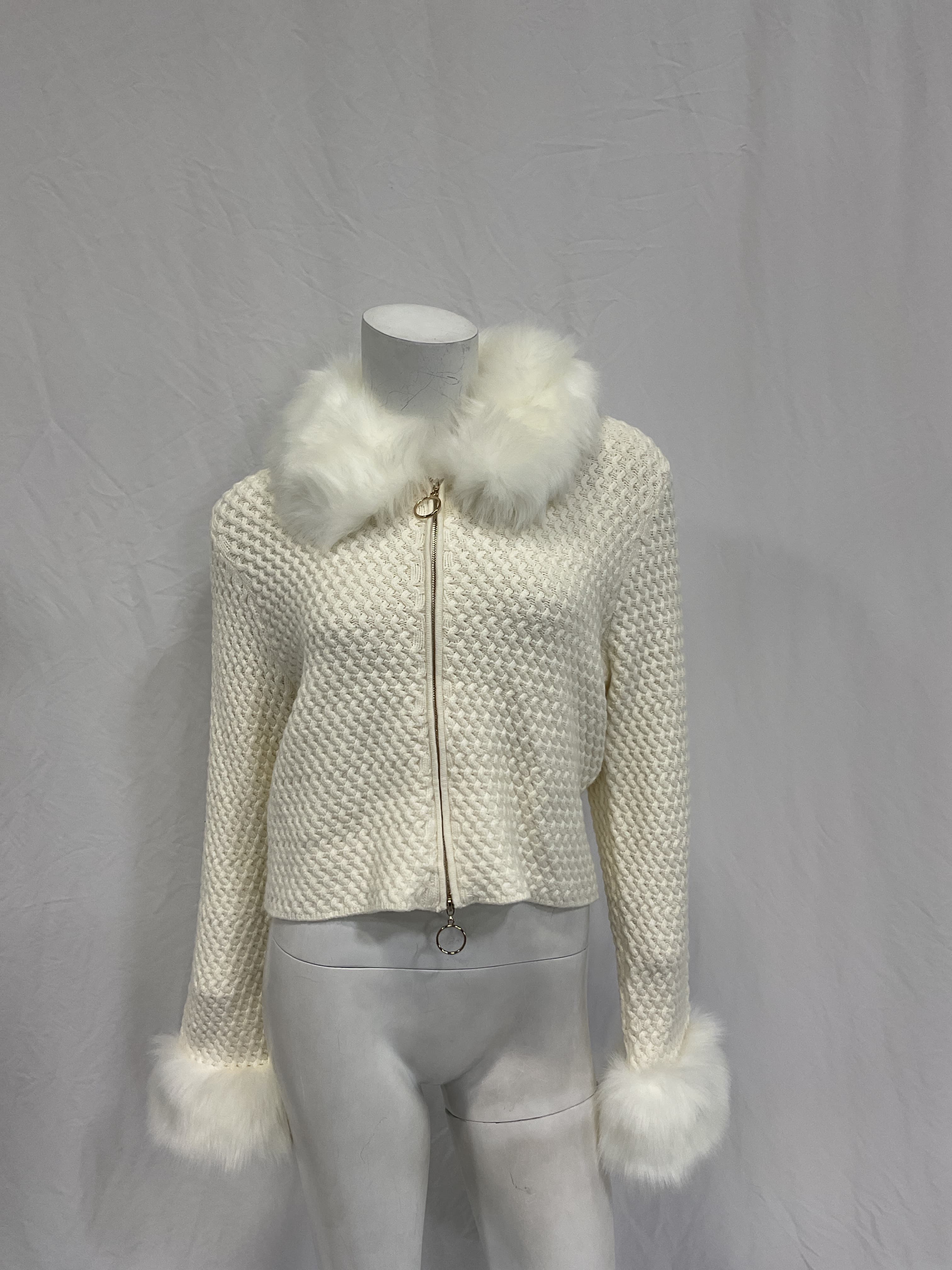 Zermatt Zip Up In White Pebble - Image 2