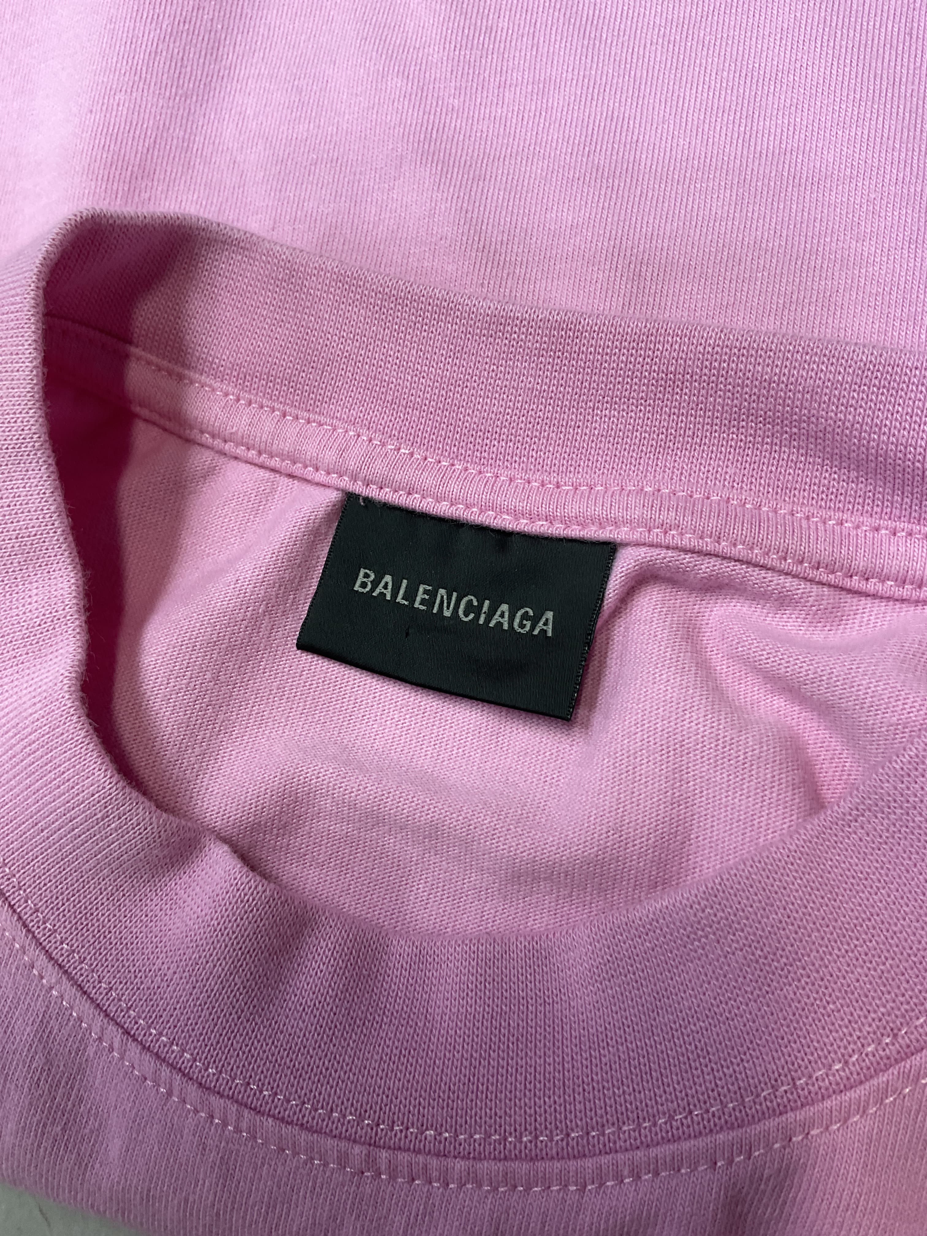 Medium Fit T-Shirt In Pink - Image 4