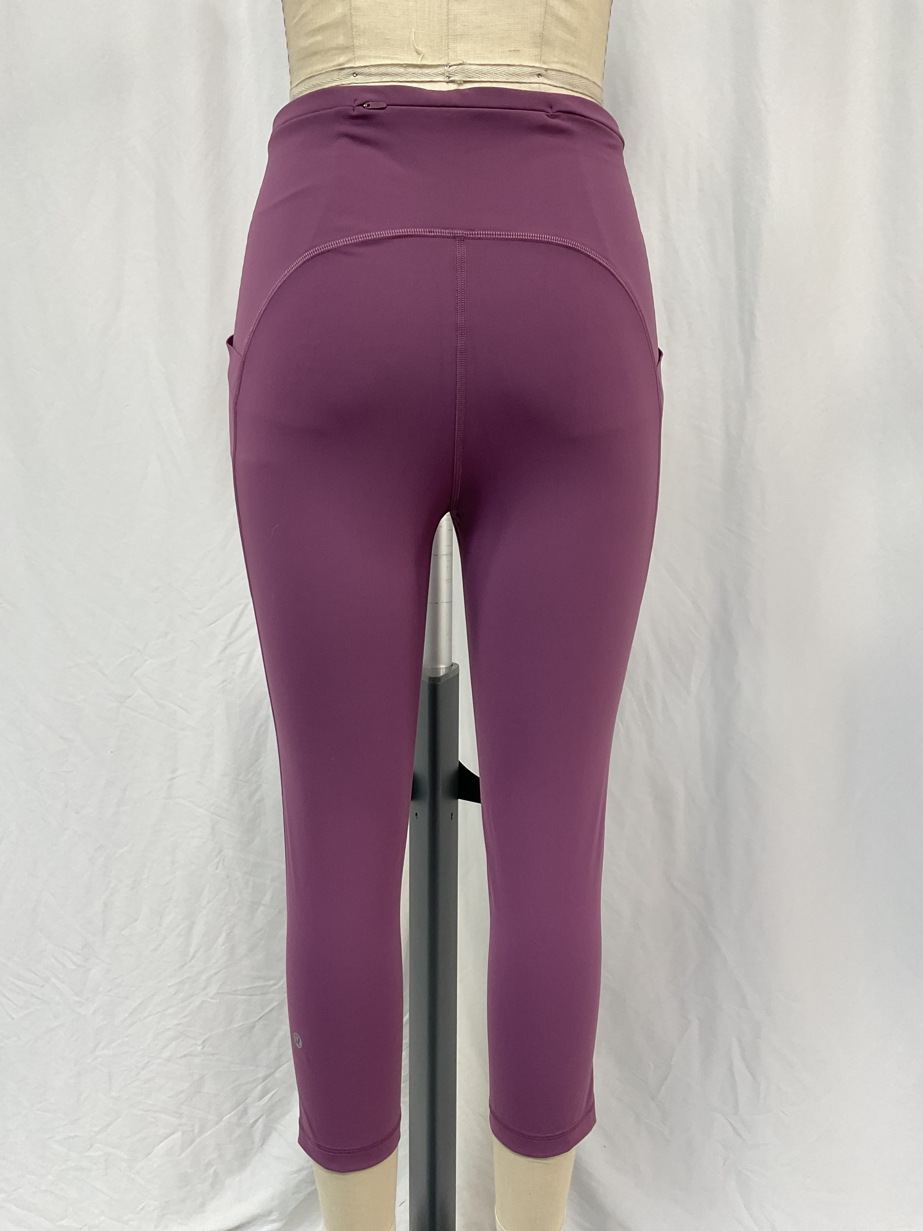Swift Speed High-Rise Crop 21" - Image 3