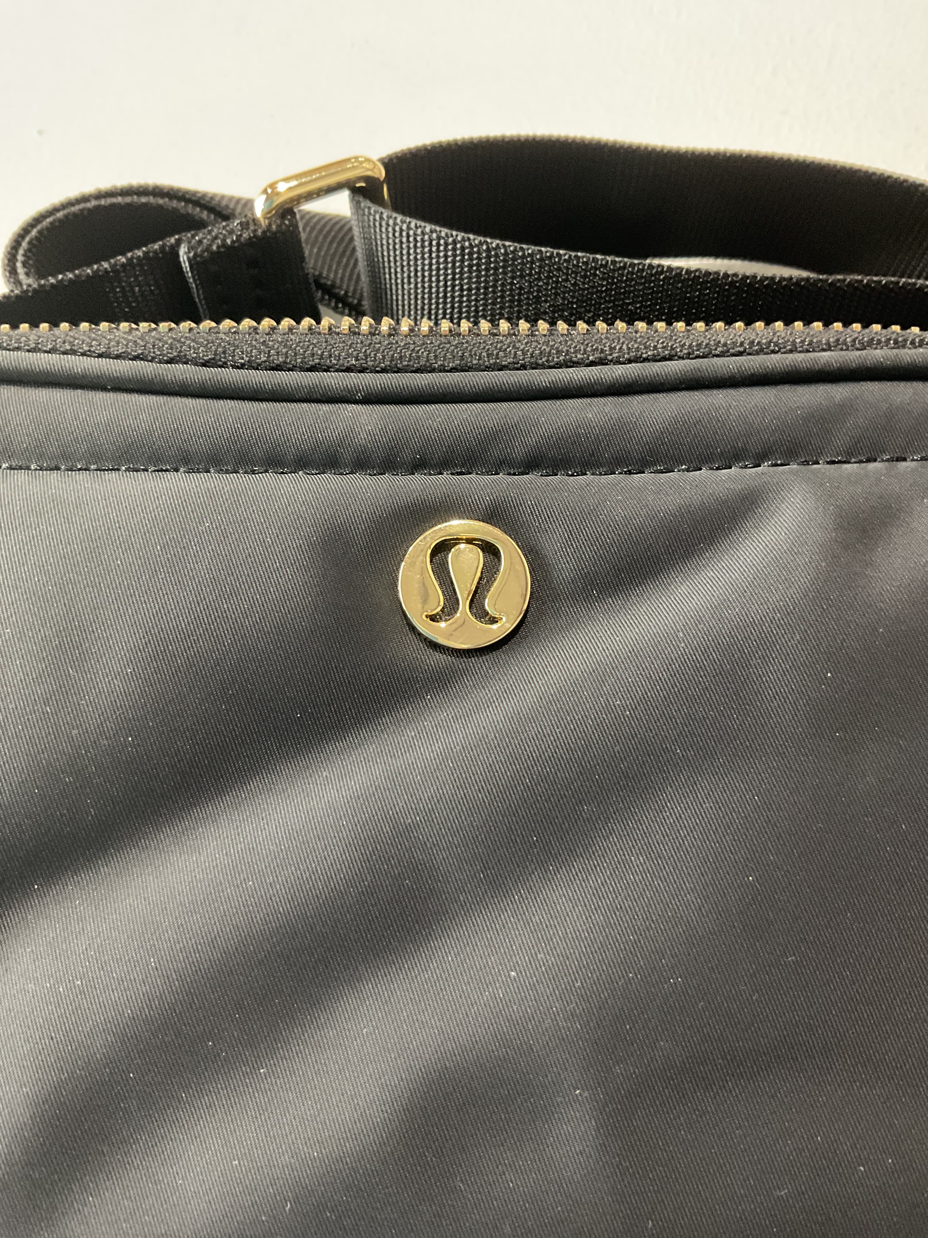 Crossbody Camera Bag 2l - Image 4