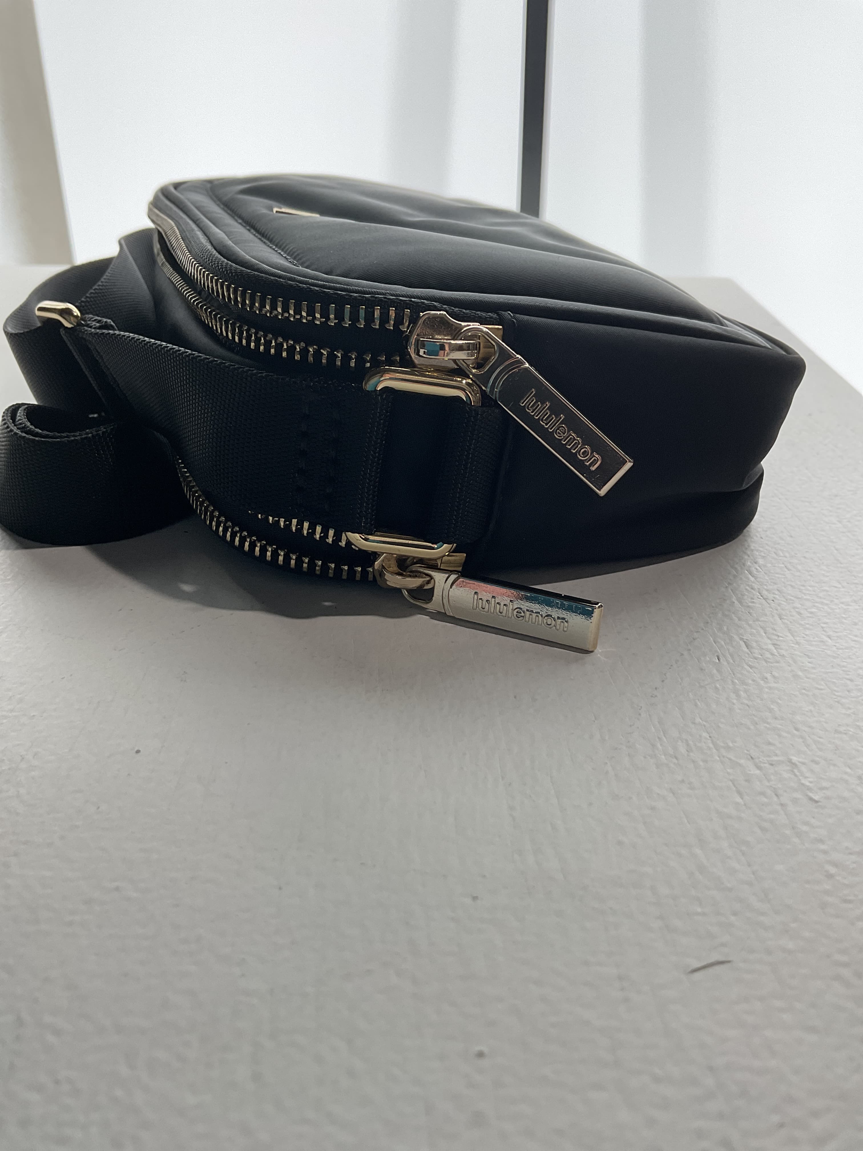Crossbody Camera Bag 2l - Image 2