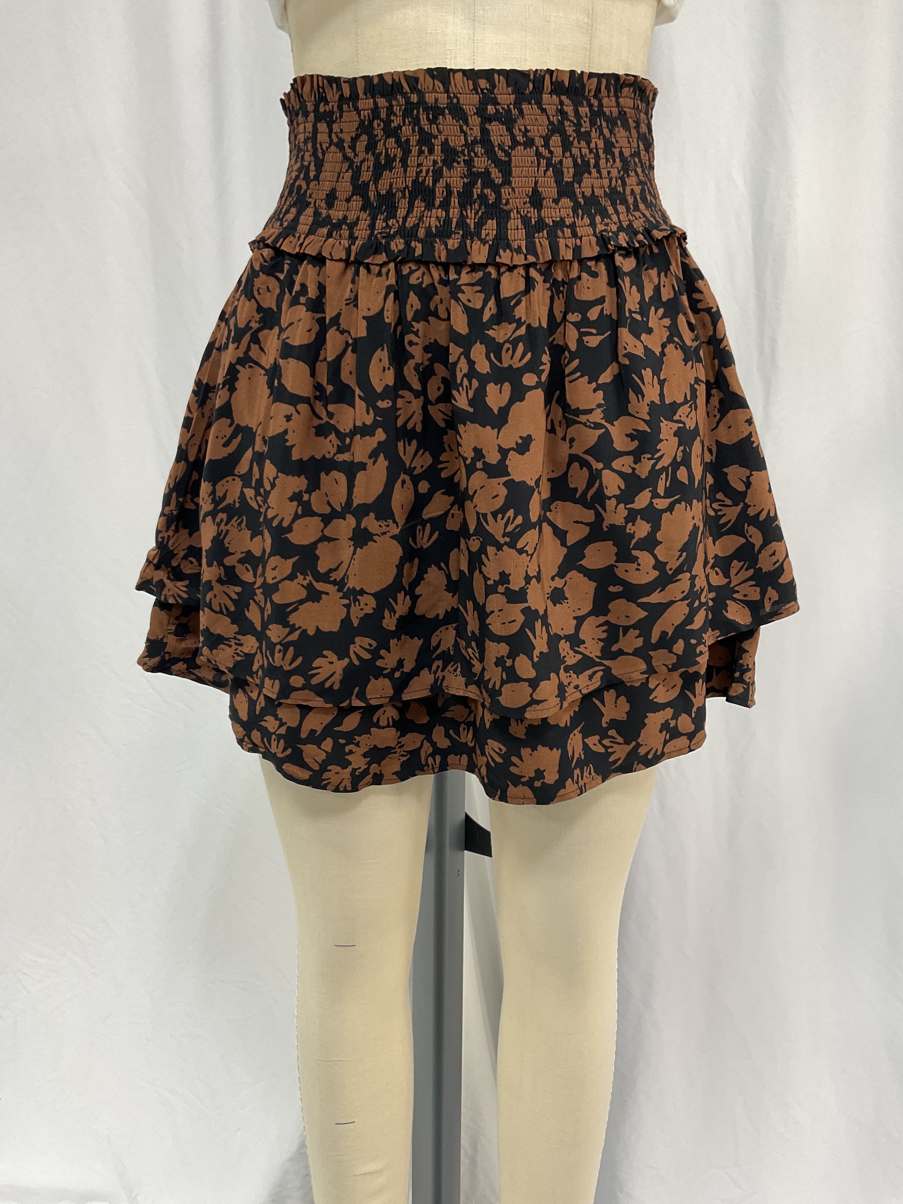 Addison Skirt In Garden Silhouette - Image 2