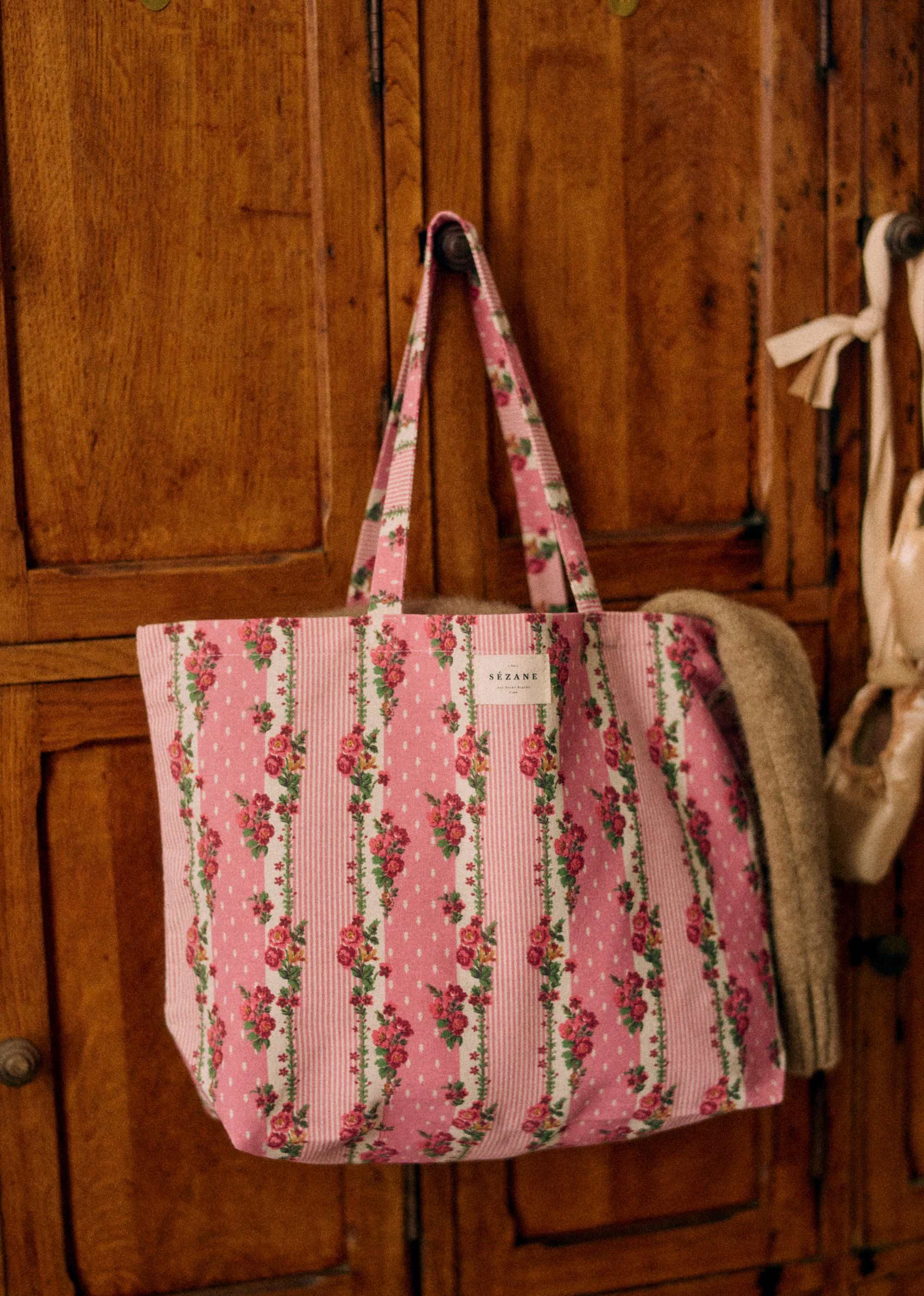 Flower Totebag - Image 1