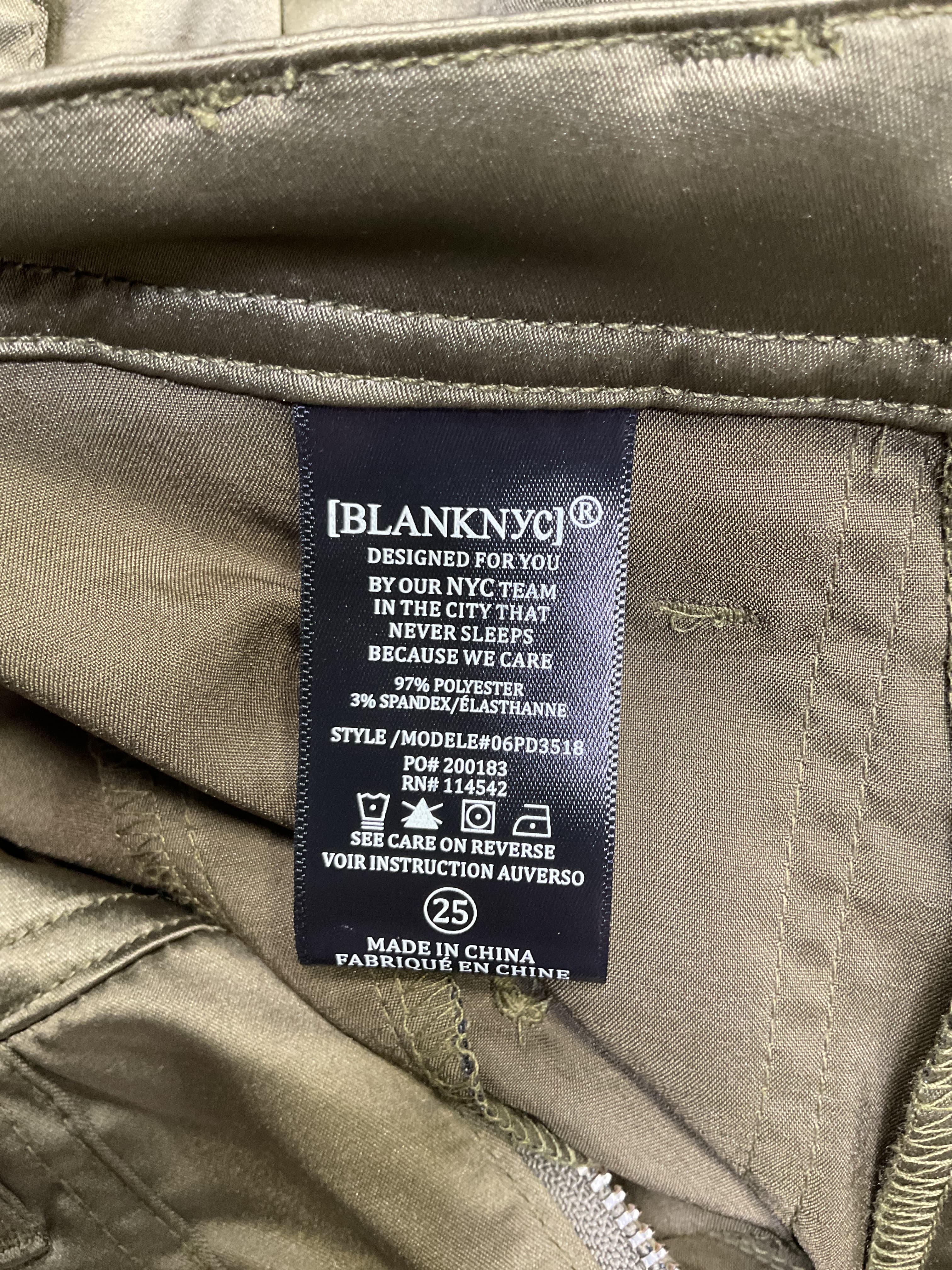 Franklin Cargo Satin Pant In Cocktail Craze - Image 3