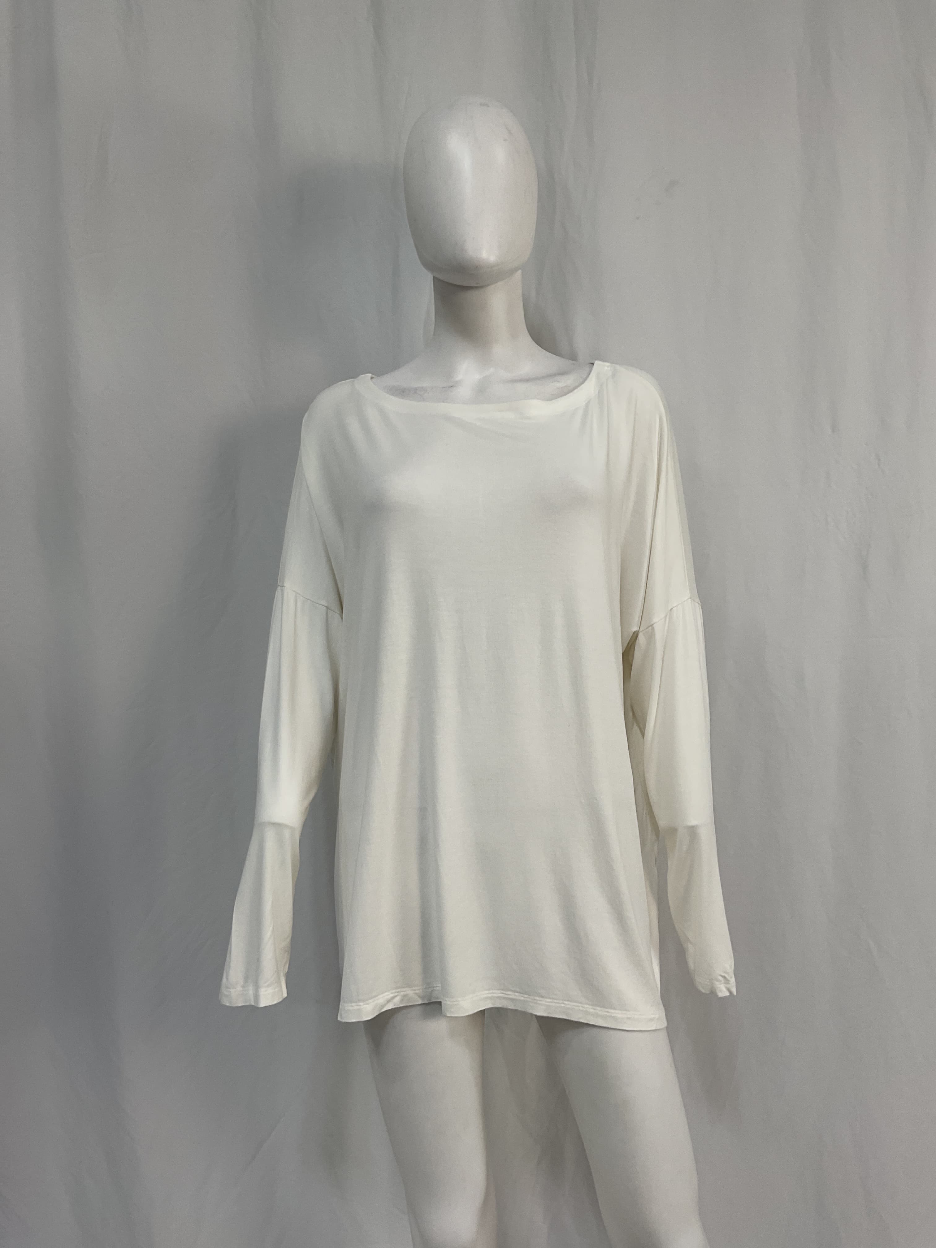 The Perfect Longsleeve Tee - Image 3