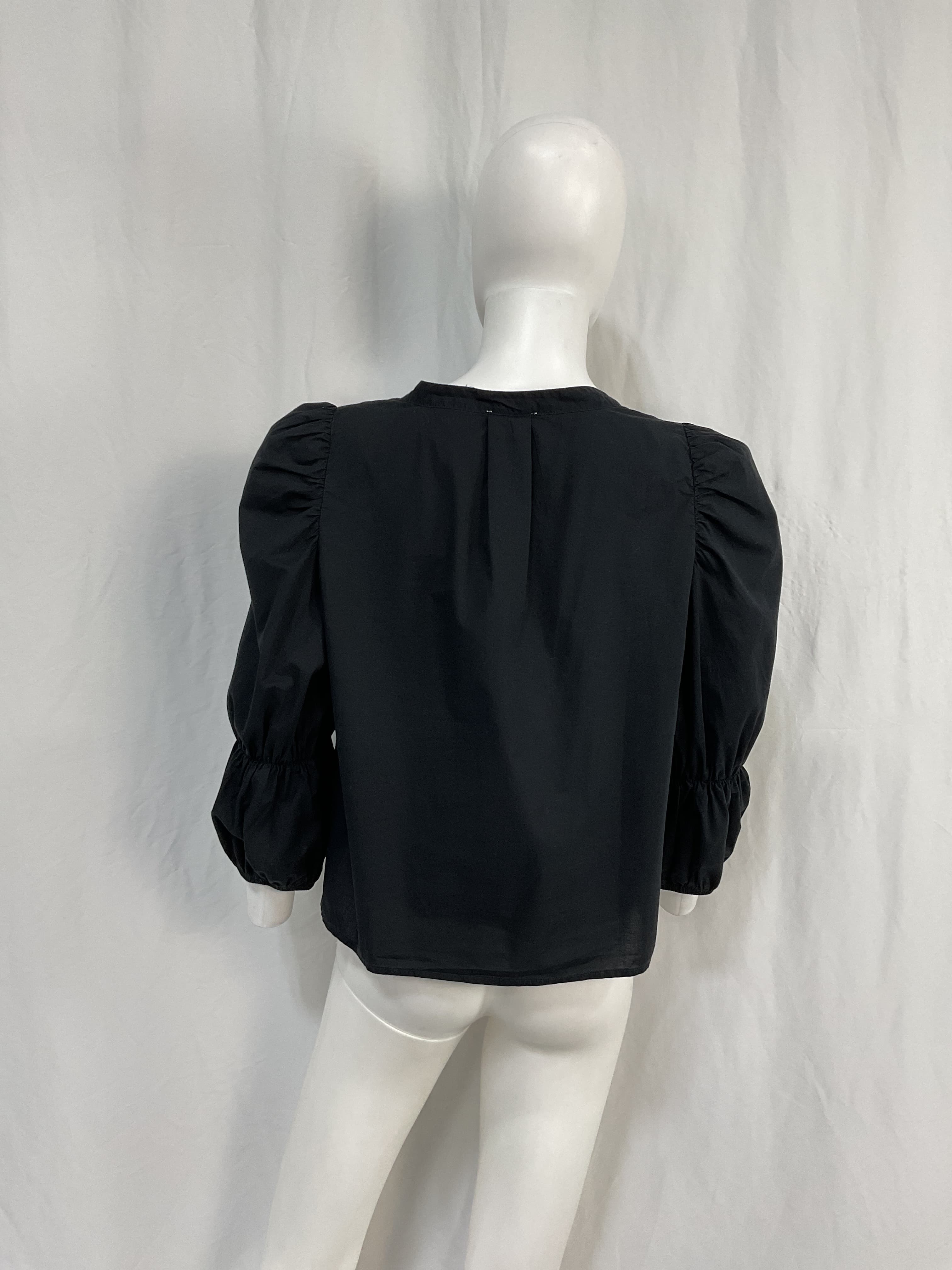 Geneva Romantic Crop Top In Jet Black - Image 2