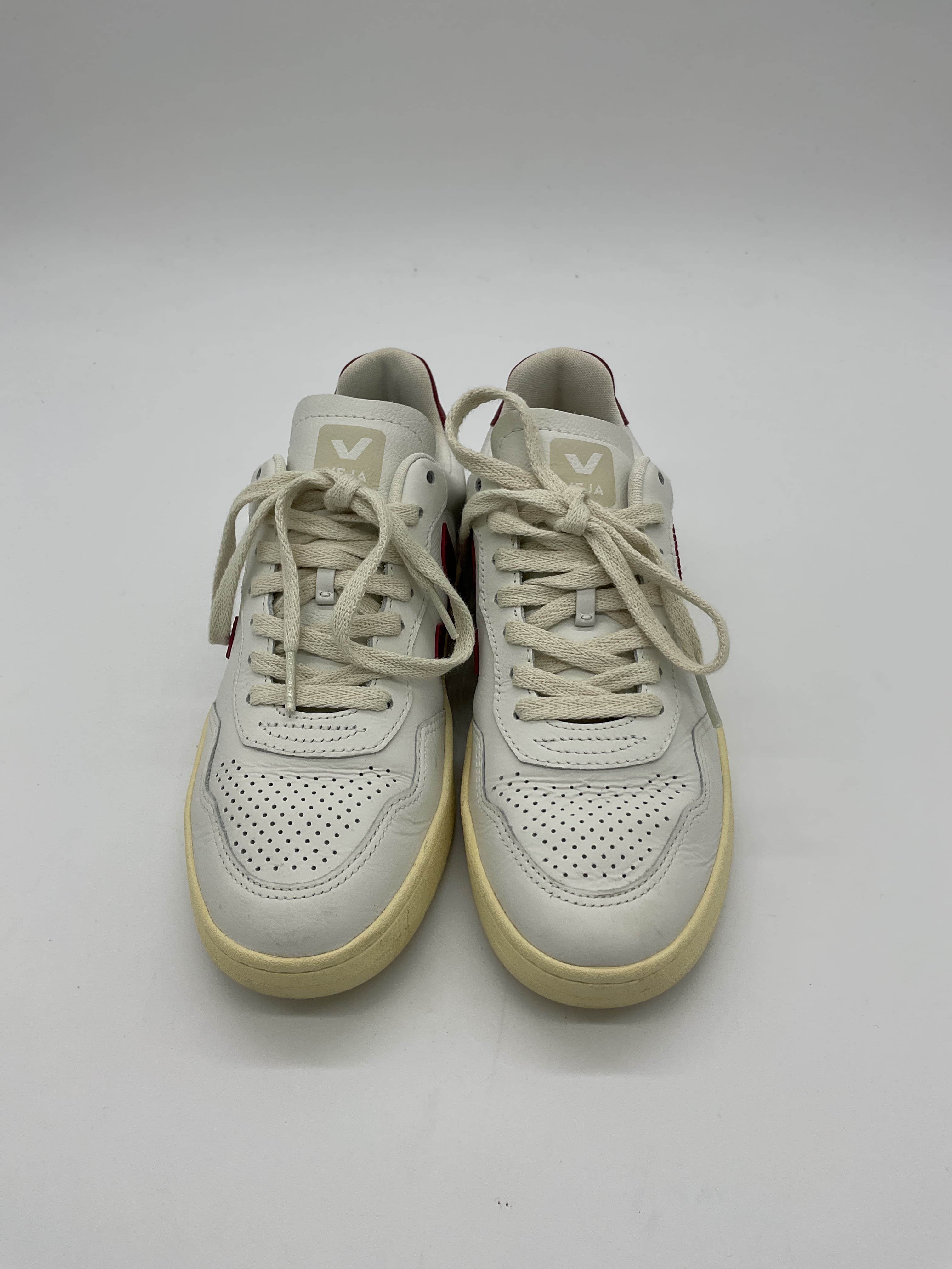 V-90 Sneaker - Image 2
