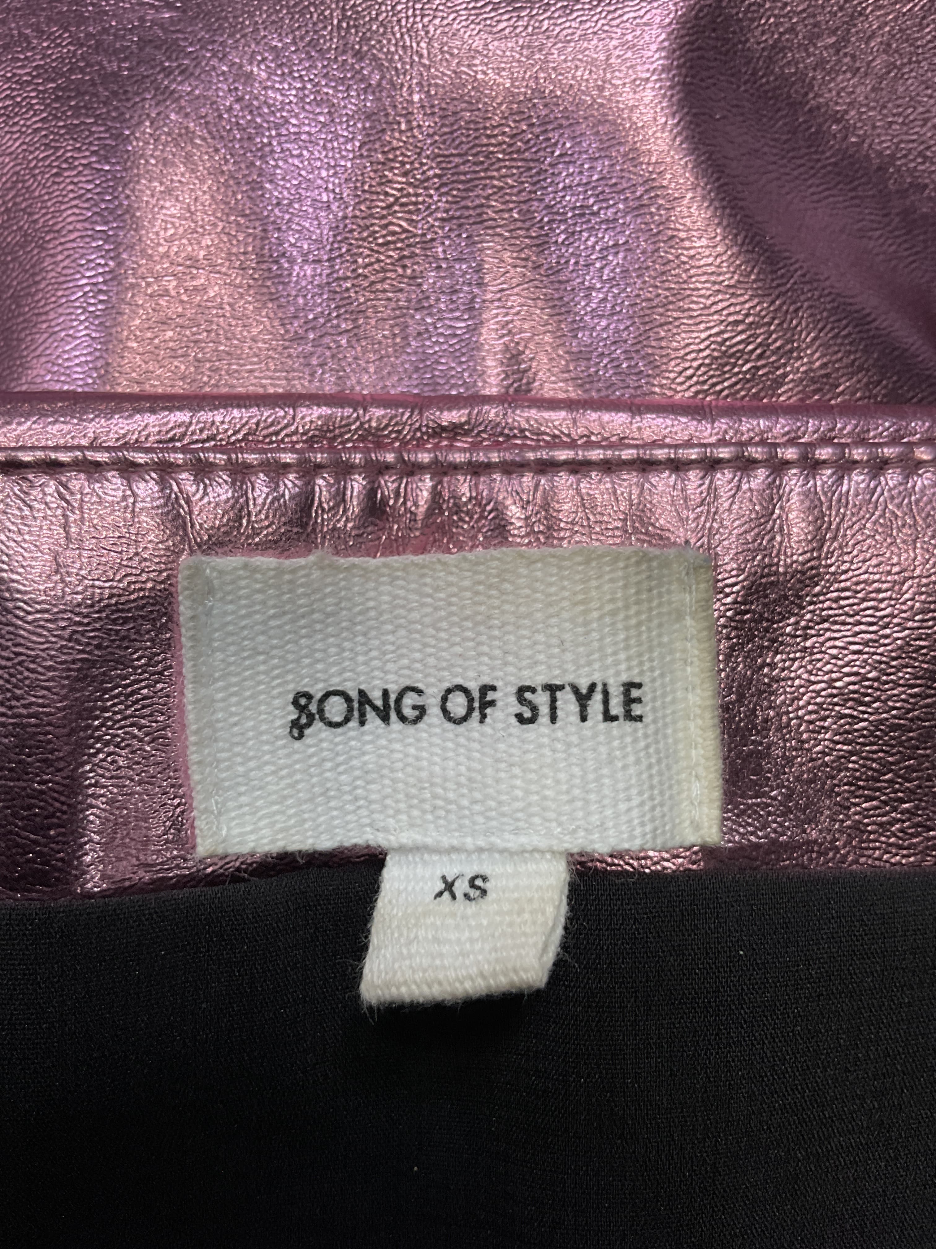 Masha Mini Skirt In Metallic Pink - Image 4