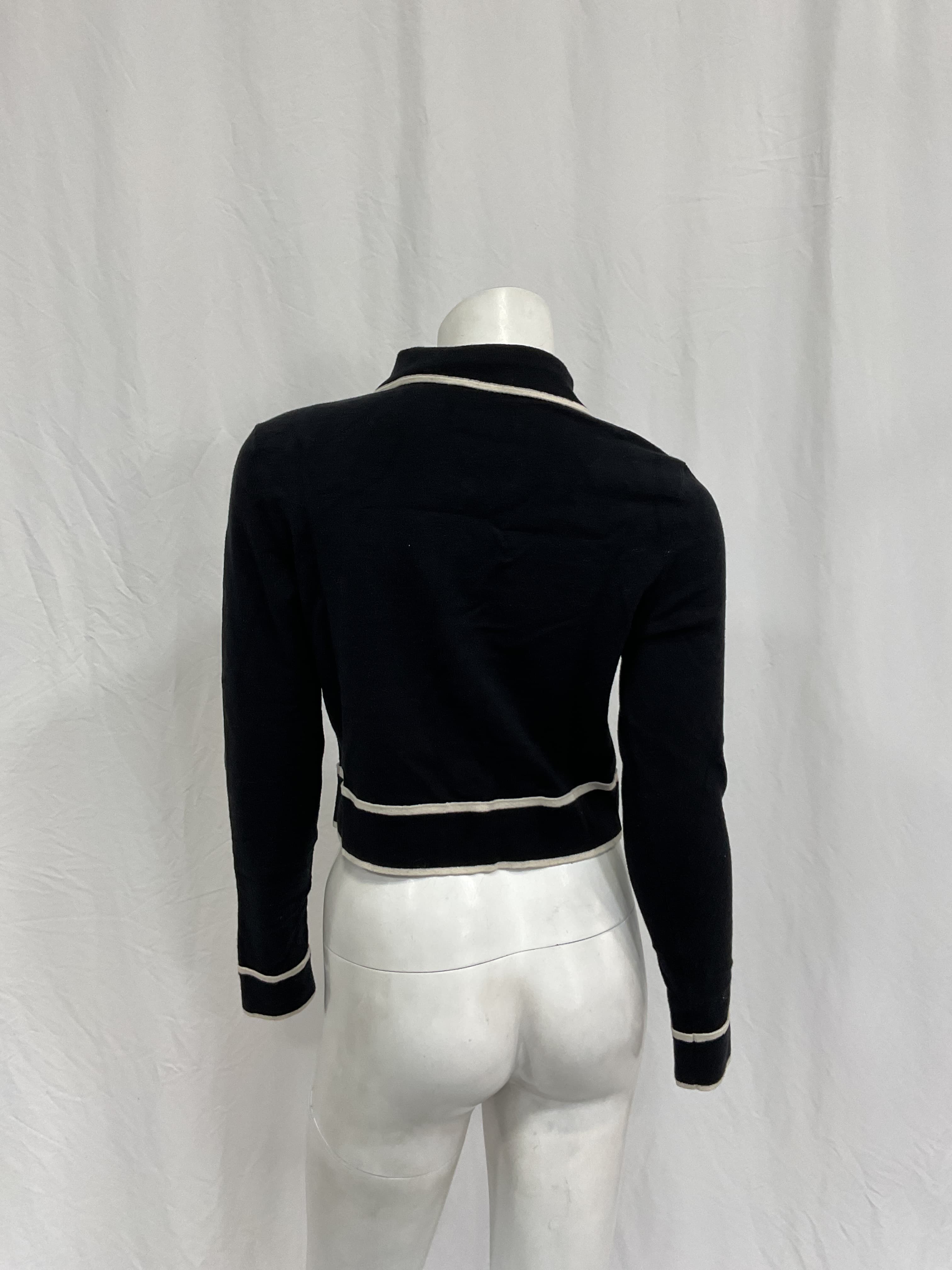 Varma Sweater Jacket - Image 3