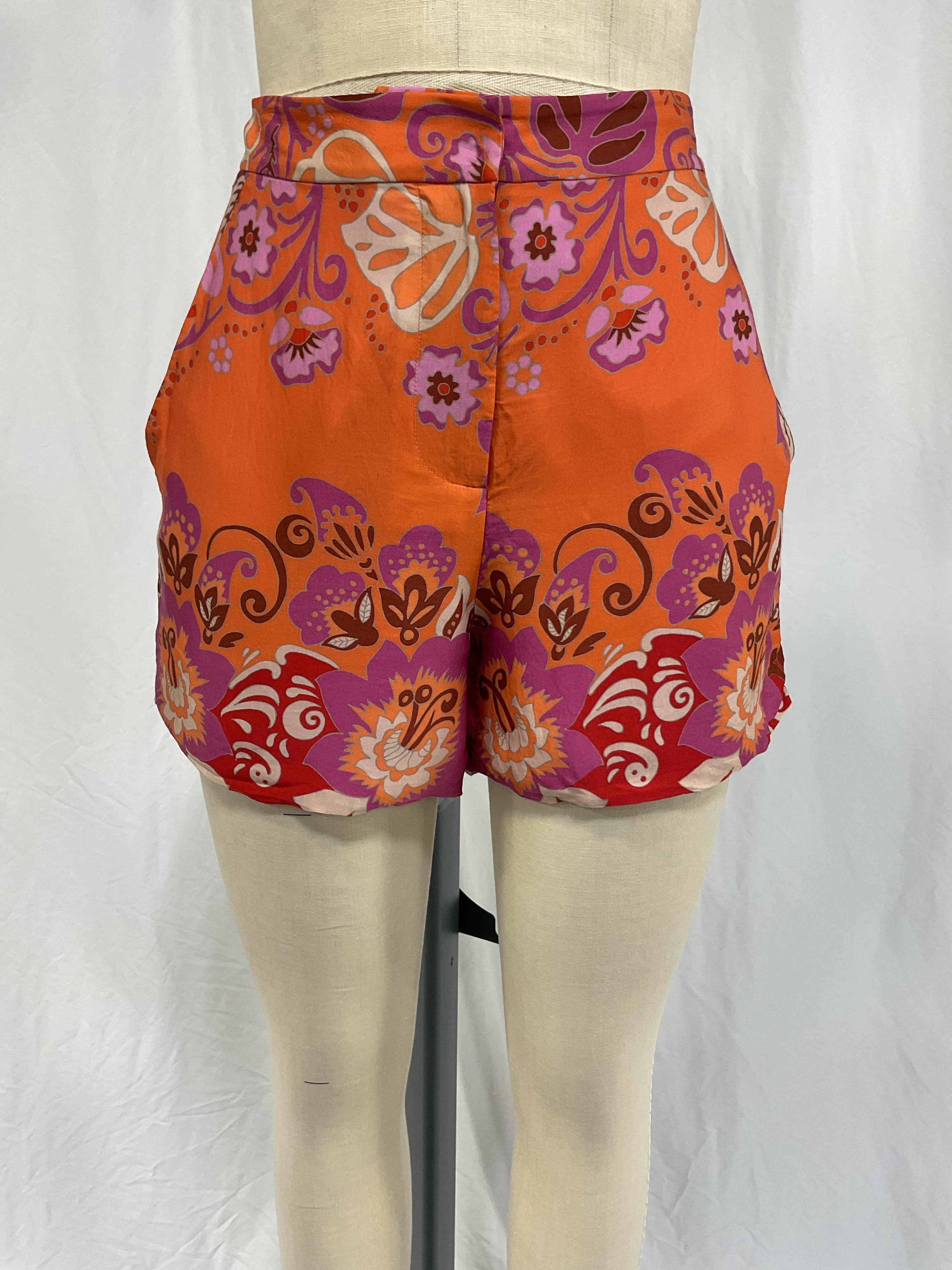 Flore Short In Orange Blossom - Image 2